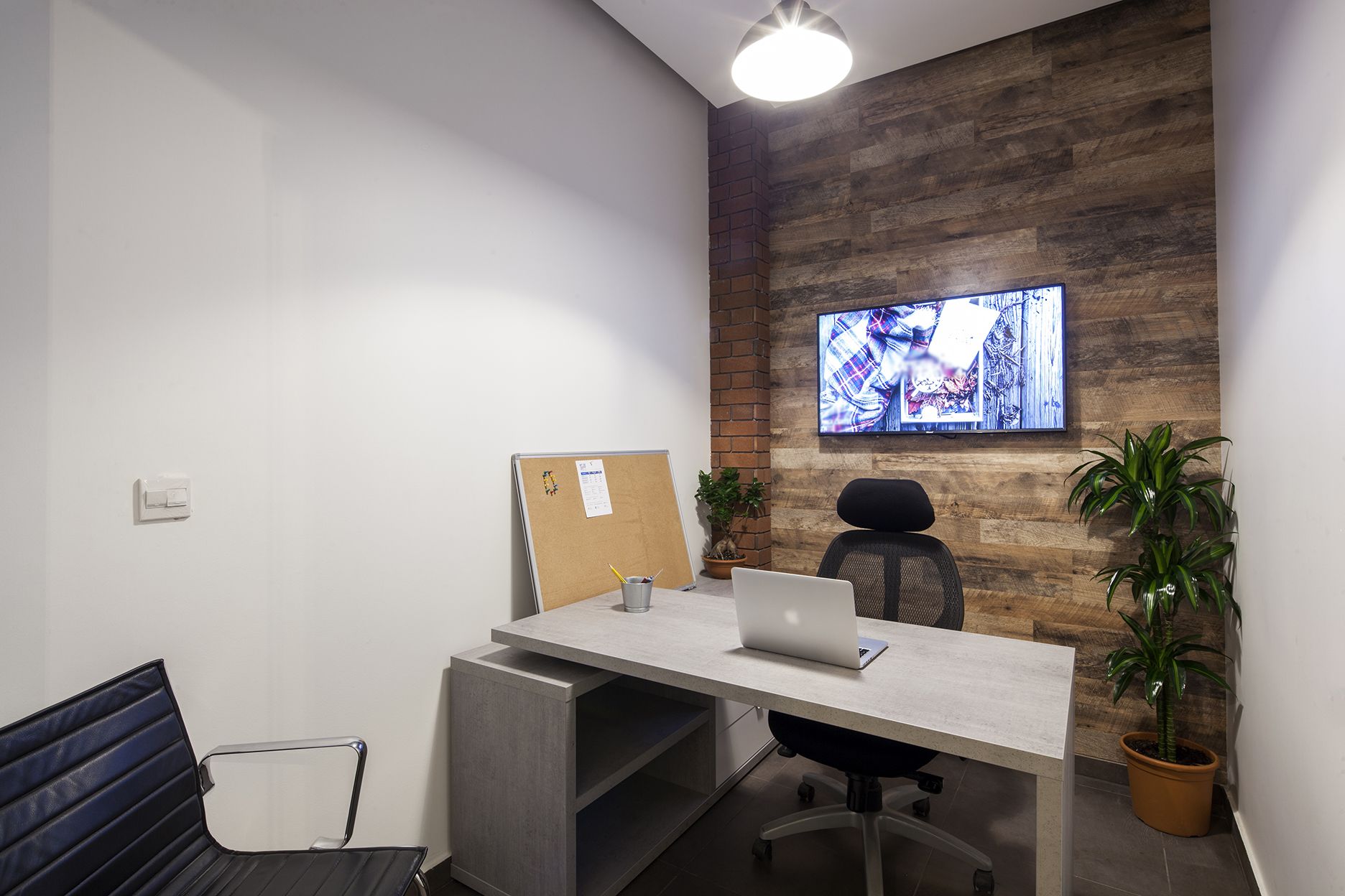 67|22 Coworking Space image 4