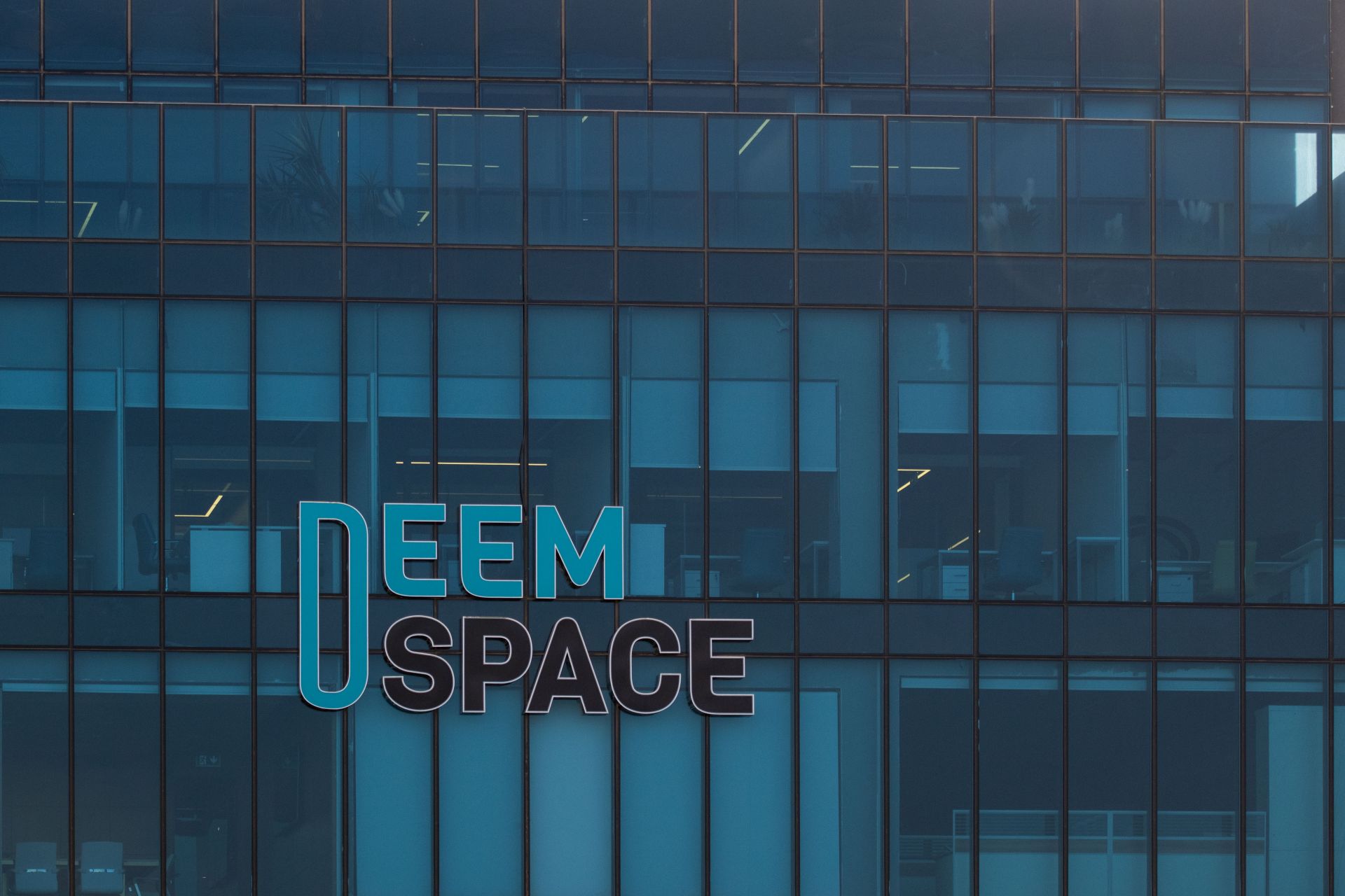 DEEM Space image 5