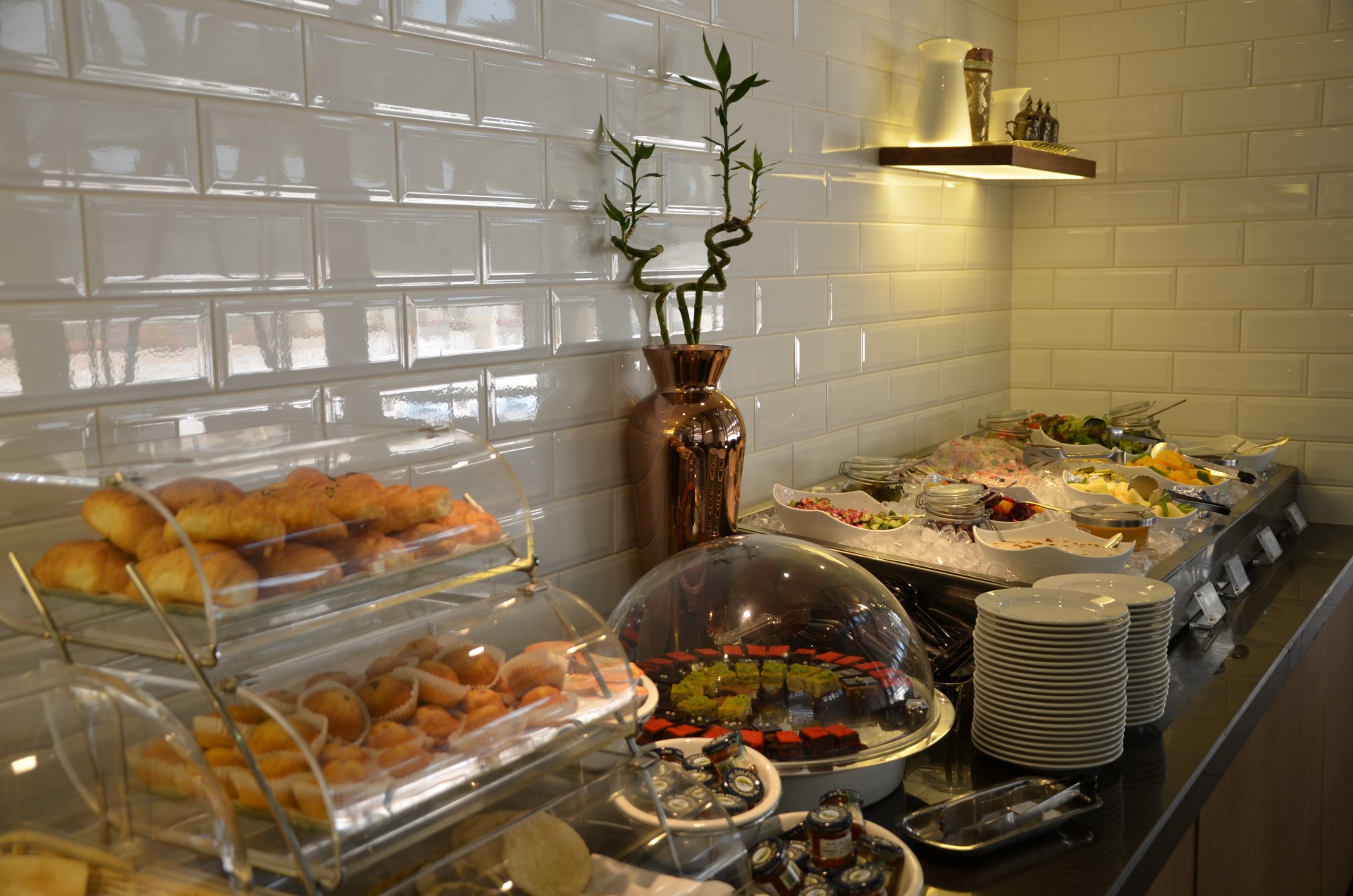 Plaza Premium Lounge (Departures) / Riyadh image 3