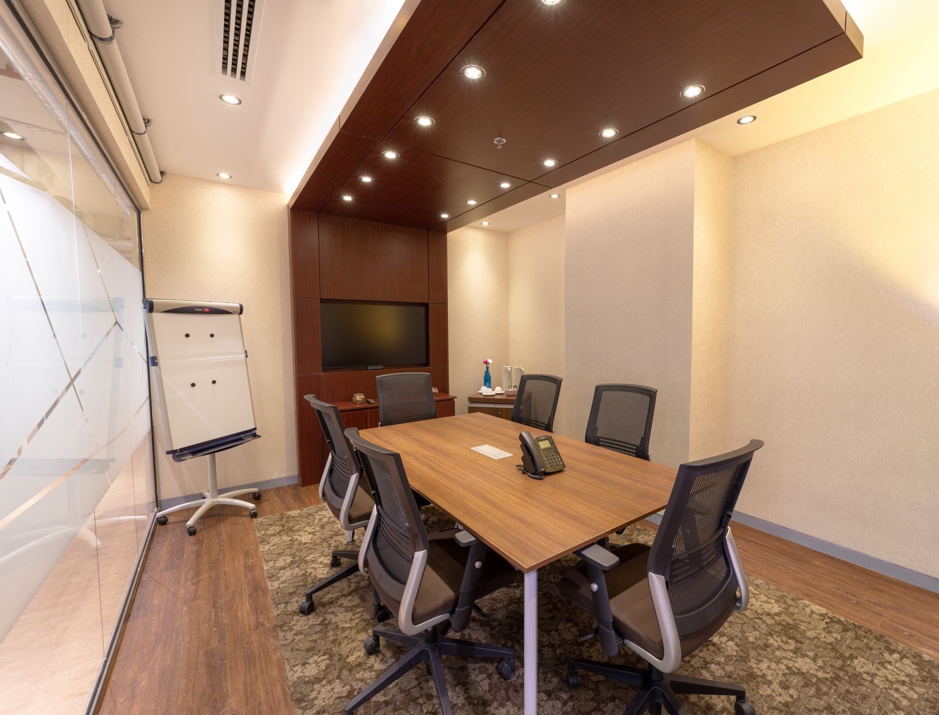 Regus Al Olaya image 2