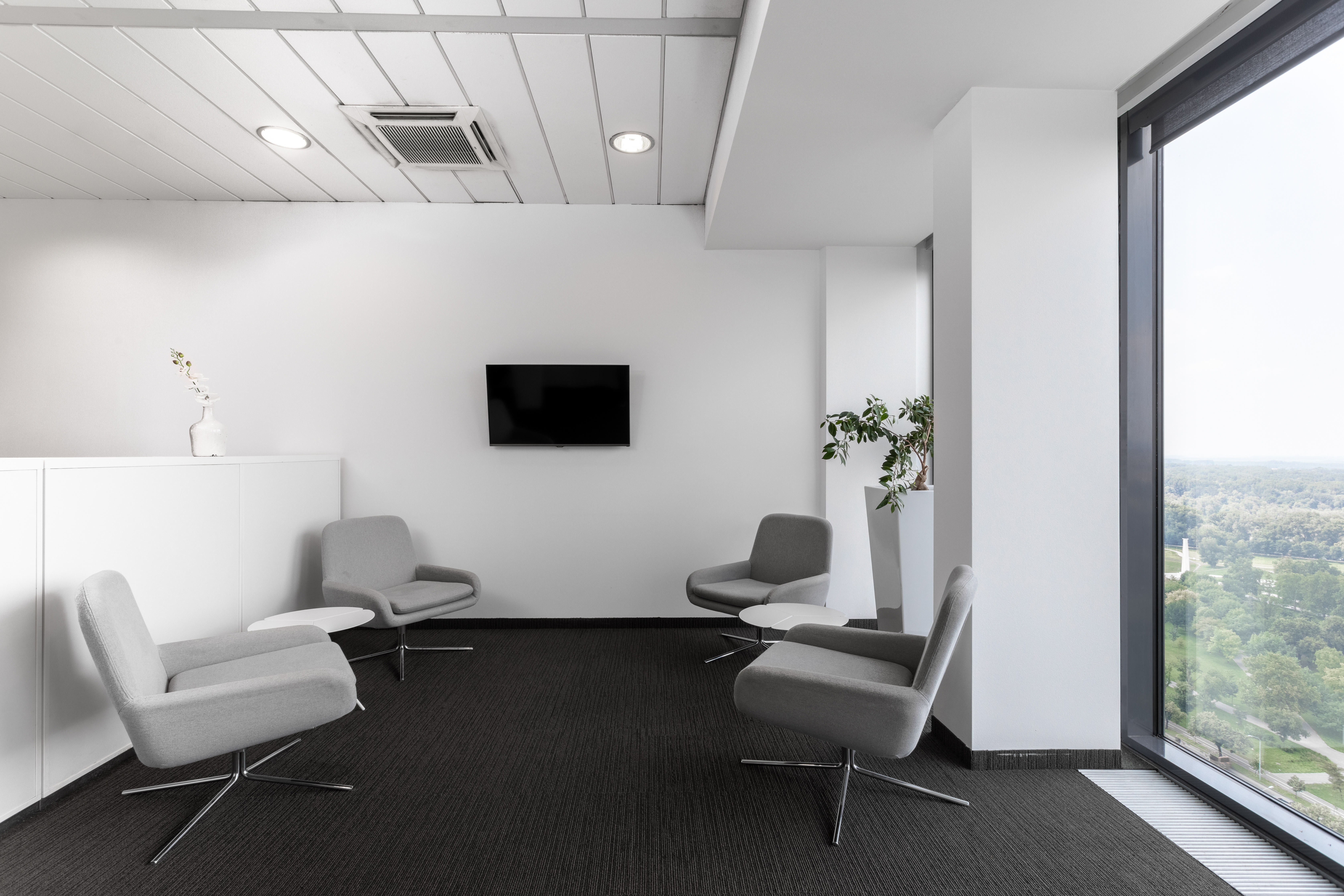 Regus - Belgrade, USCE Tower image 3