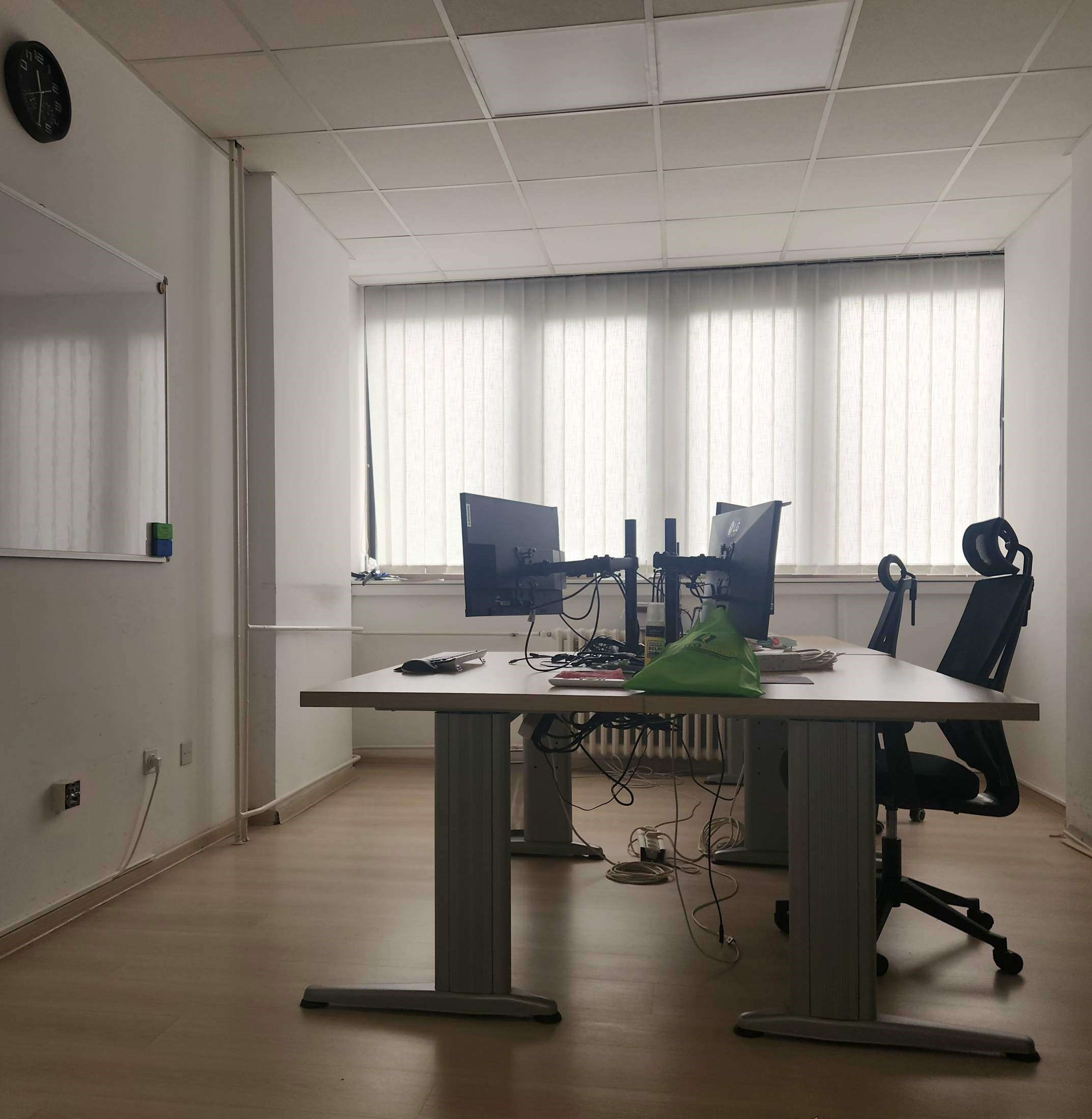 Top office image 3