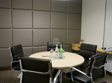 CEO SUITE - Singapore Land Tower image 4