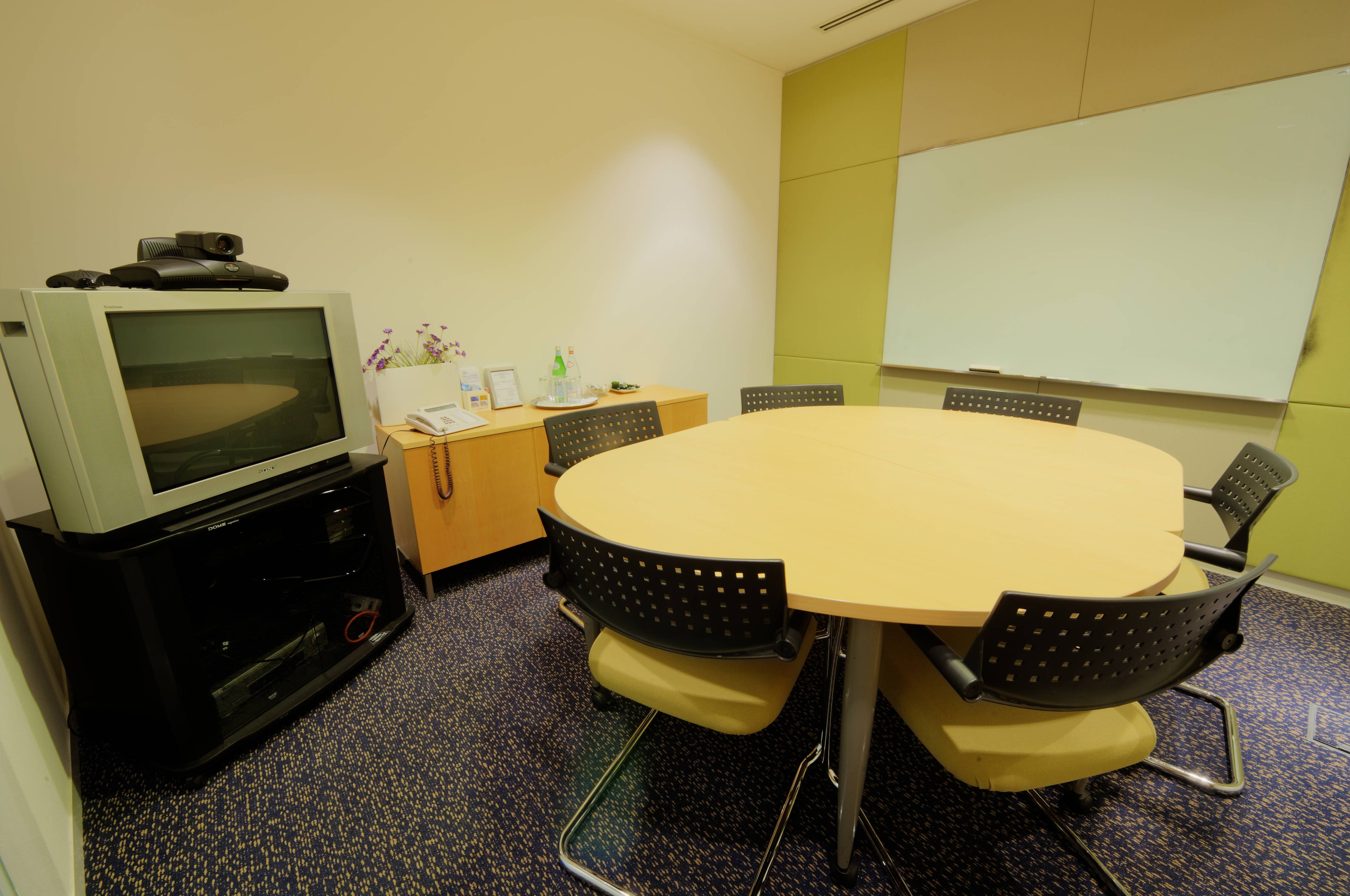 Regus - Singapore Centennial Tower image 2