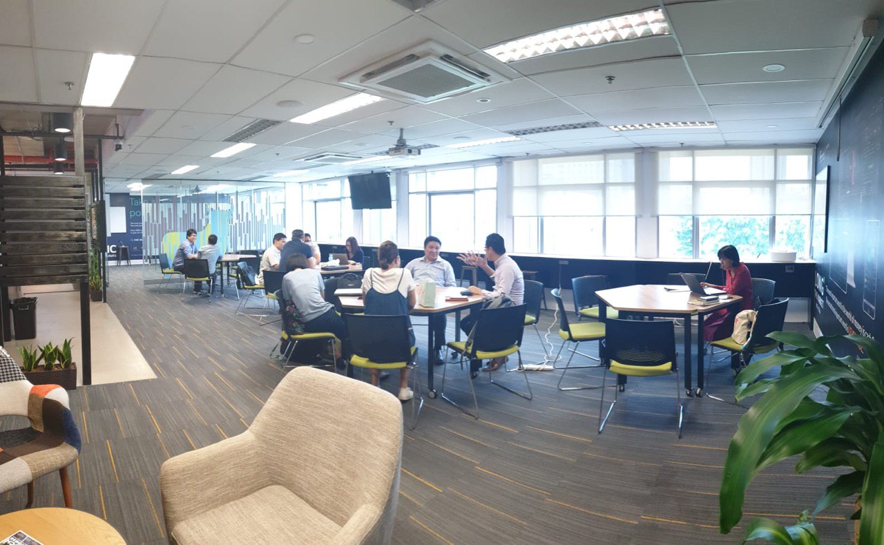 TRADINGPLC Cowork image 2