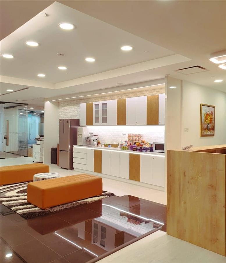 Centennial Business Suites image 5