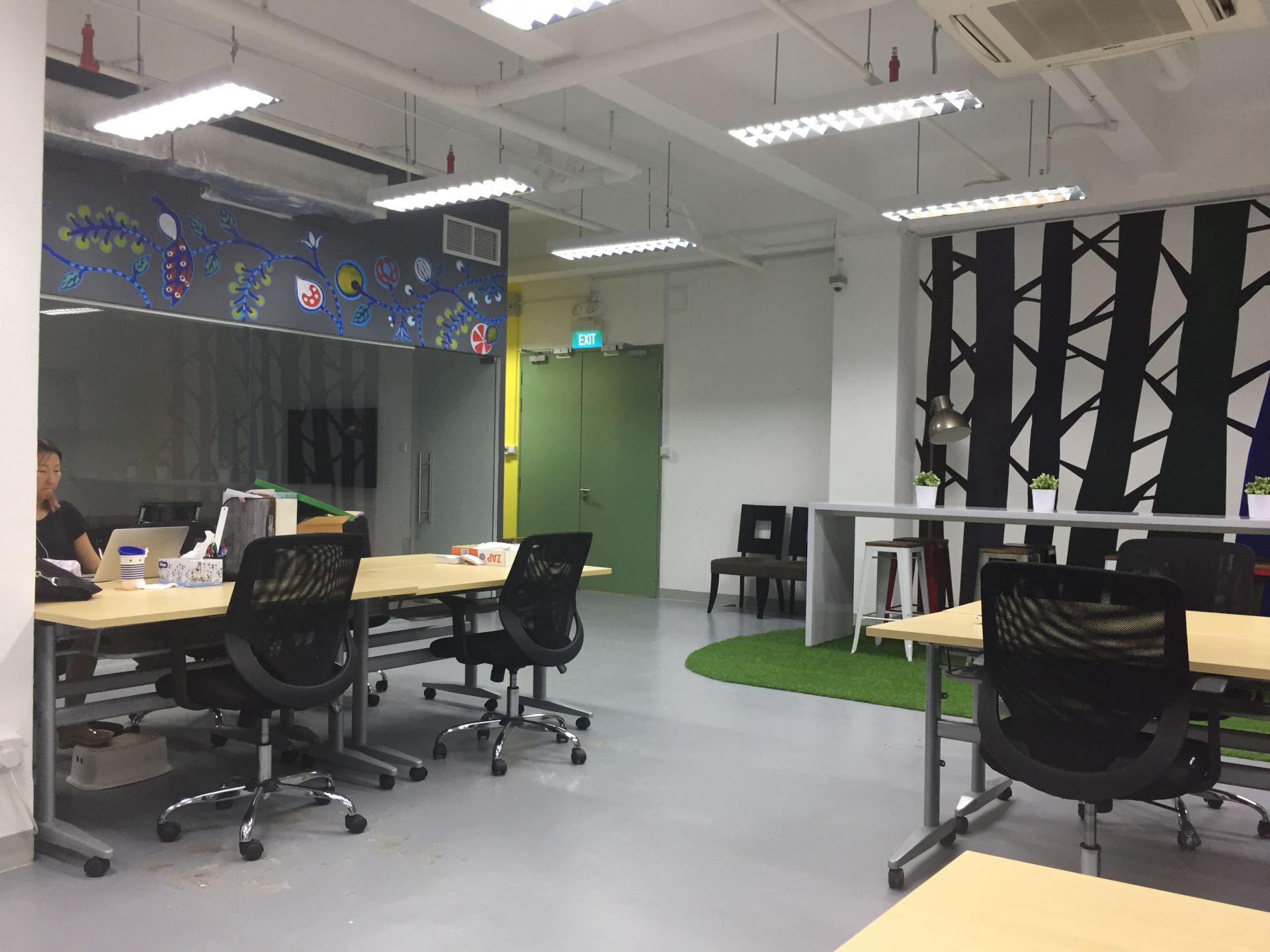 IncuVest Space image 4