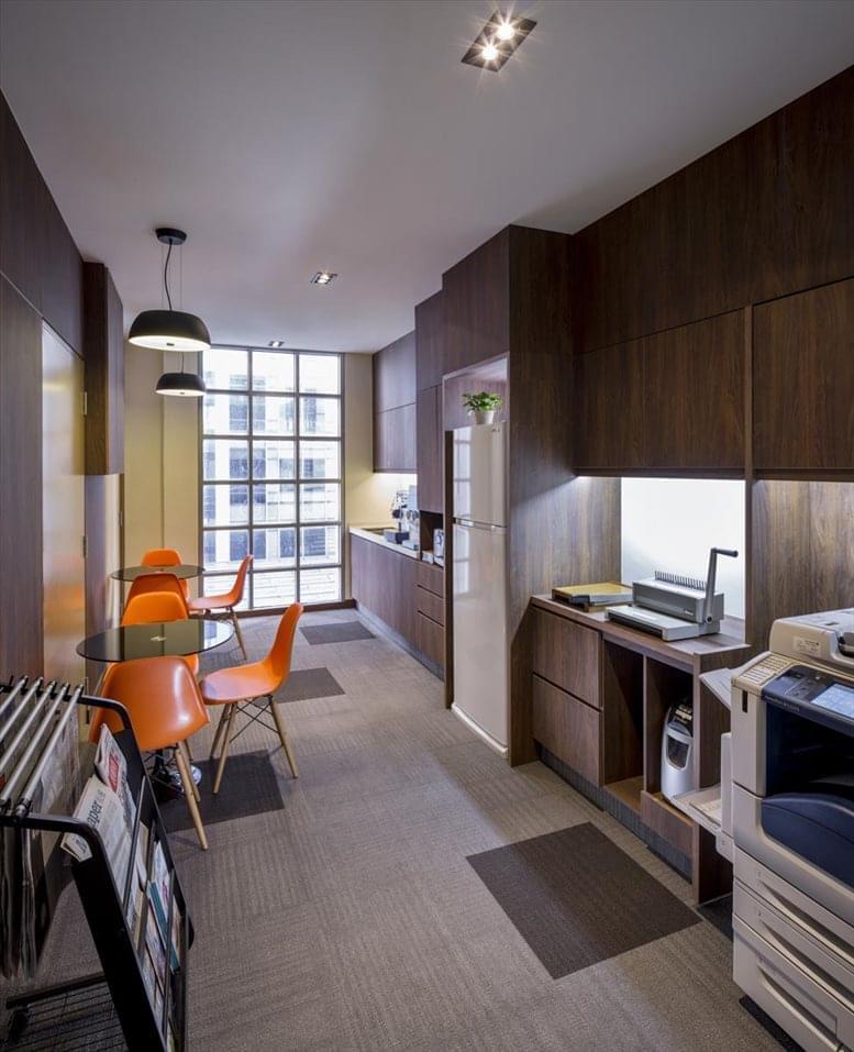 UE Serviced Offices image 4