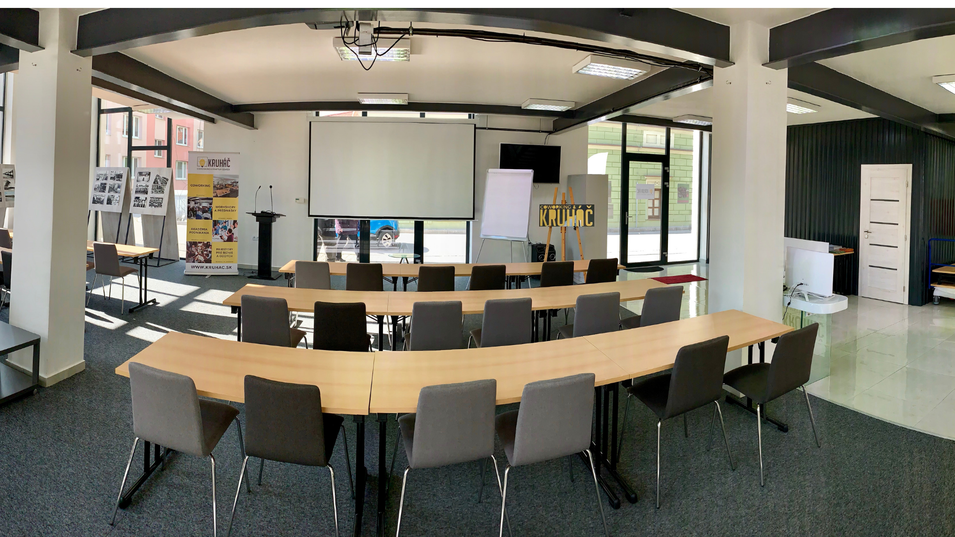 KRUHÁČ coworking & startup center image 3