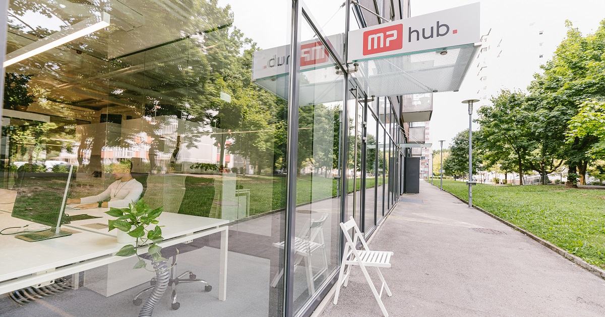 MP hub. coworking image 3