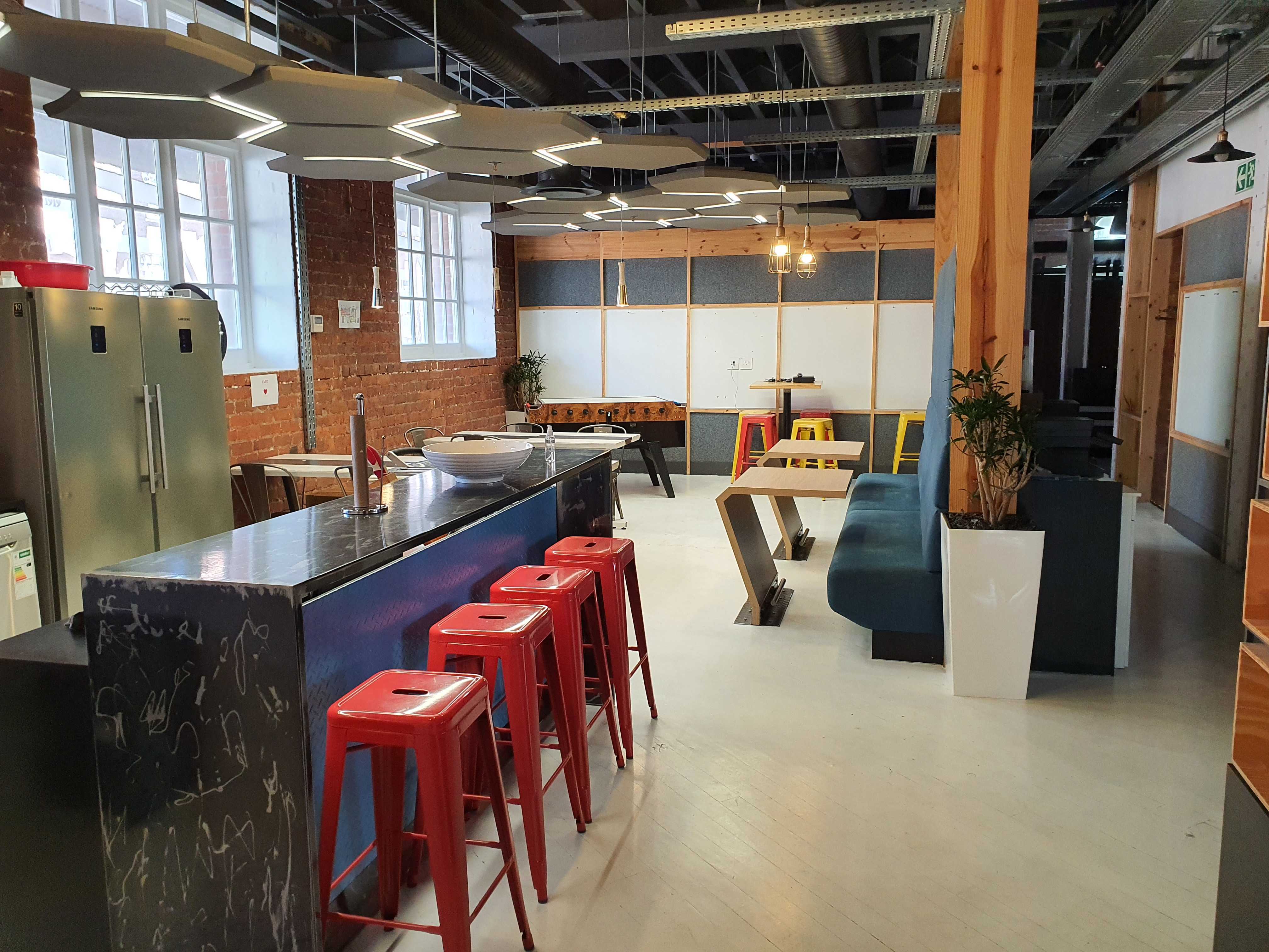 Darter's Road, Gardens image 3