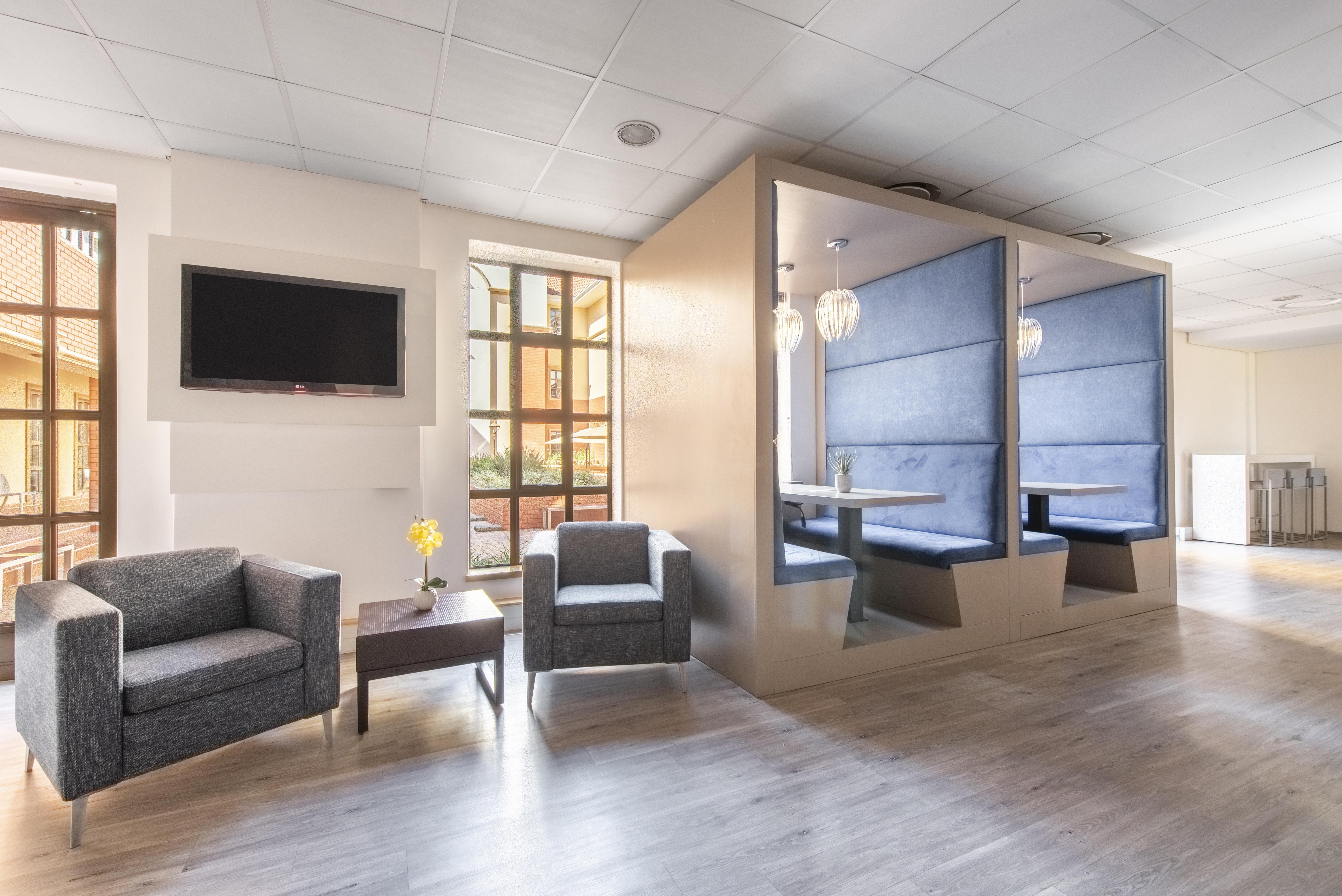 Regus - Johannesburg Bryanston The Campus image 5