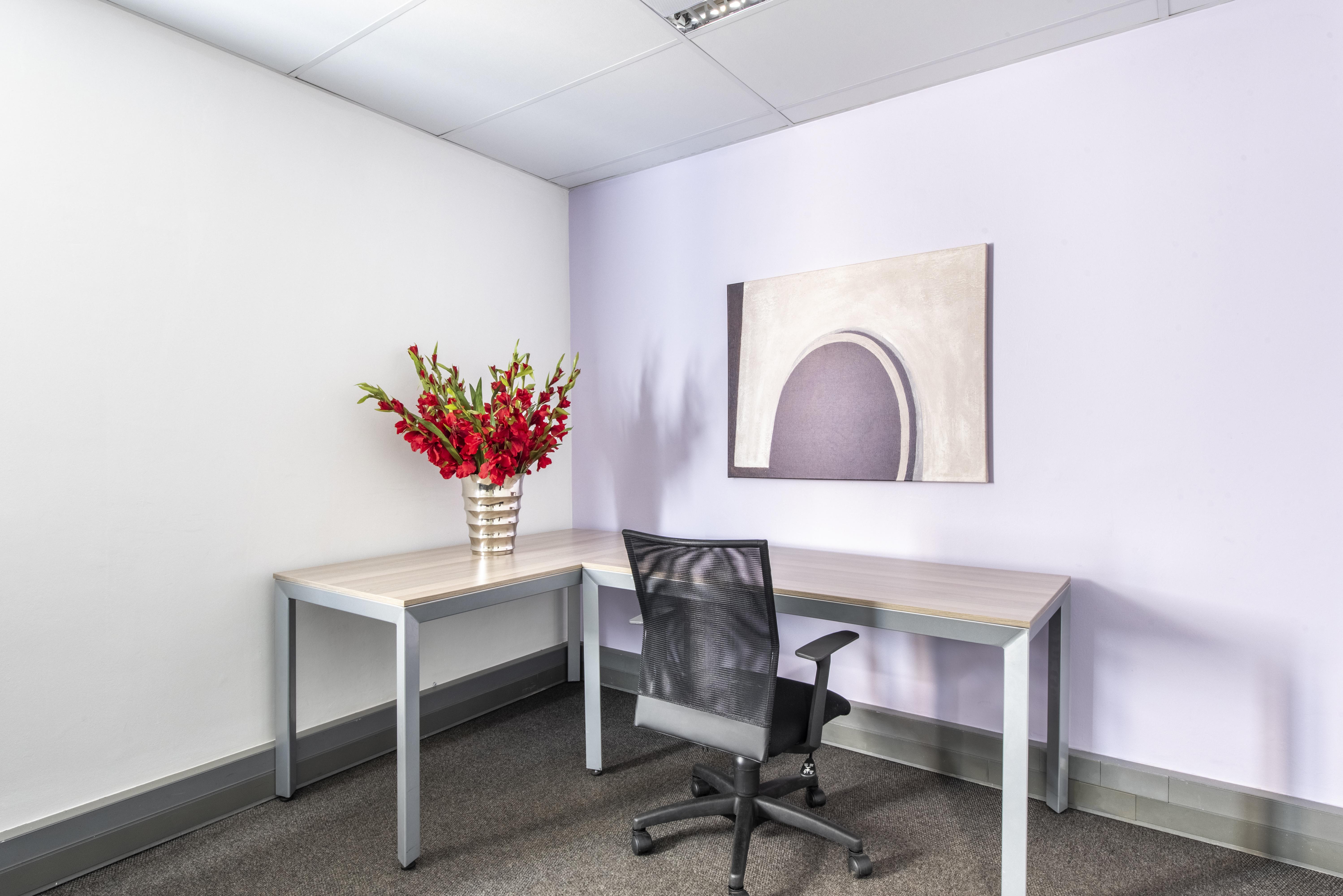 Regus - Johannesburg, Rivonia Road Sunninghill image 3