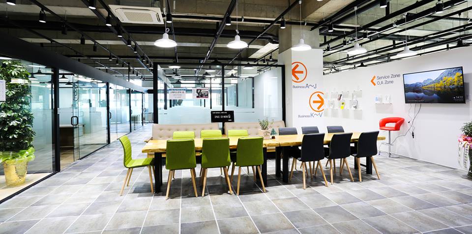 Space Cowork image 2