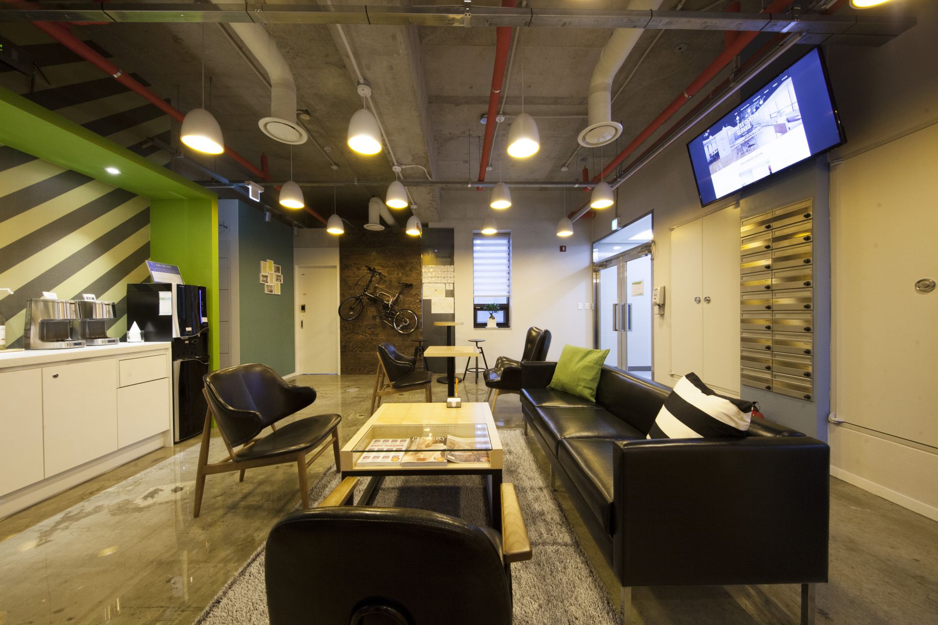 Bizsquare Eonju image 2