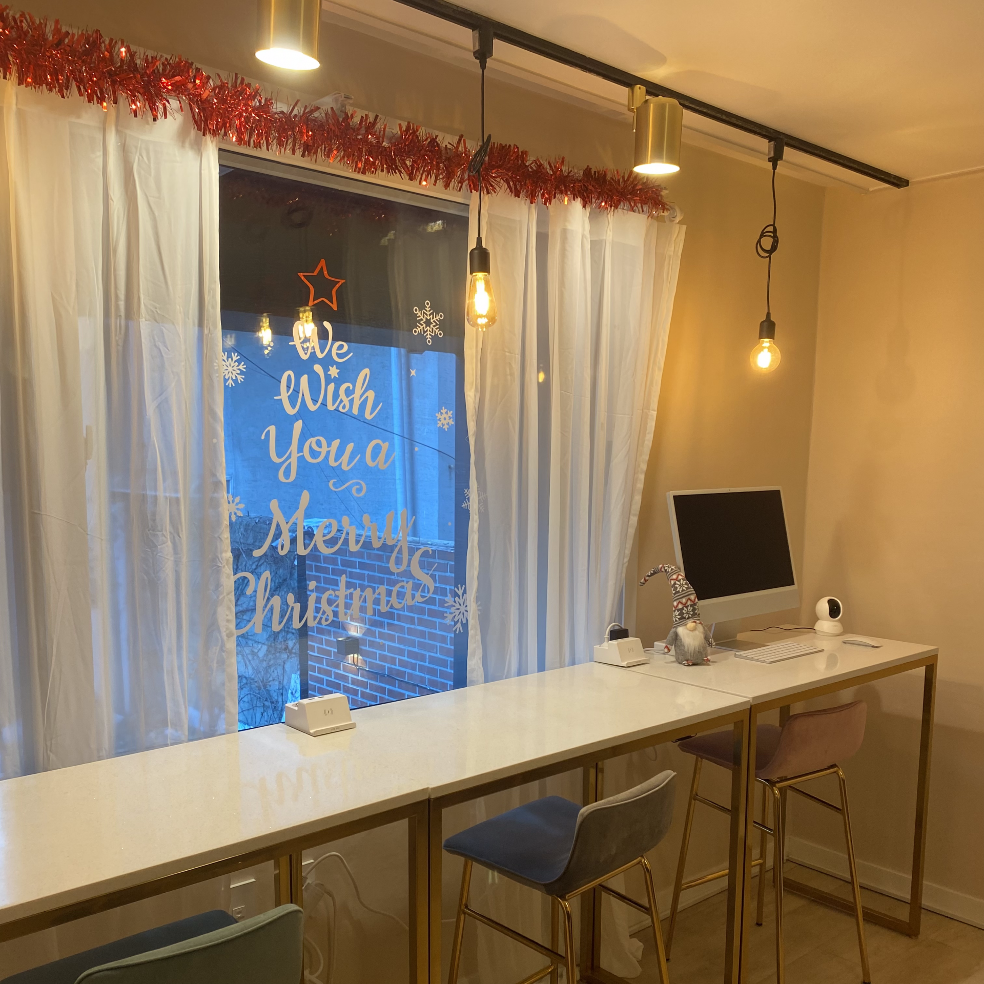 Blue Pebbles Seoul image 3