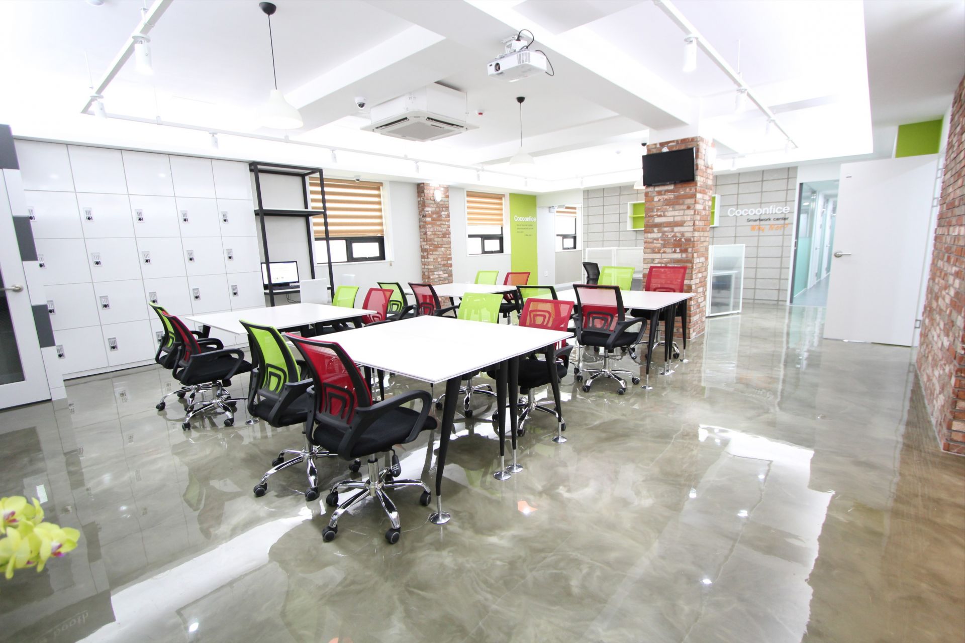 Cocoonfice Sinnonhyeon Center image 2