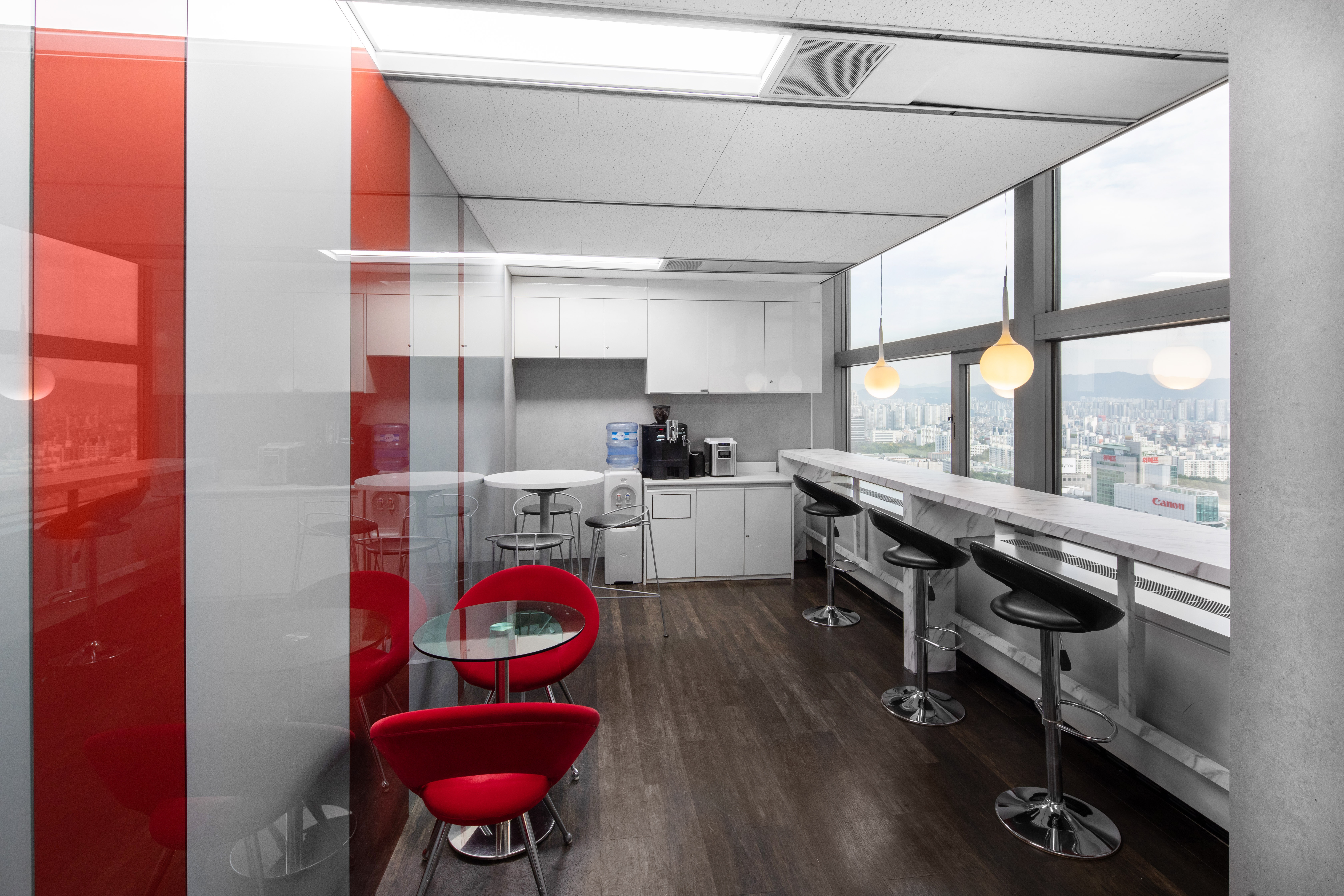 Regus - Seoul World Trade Center image 5