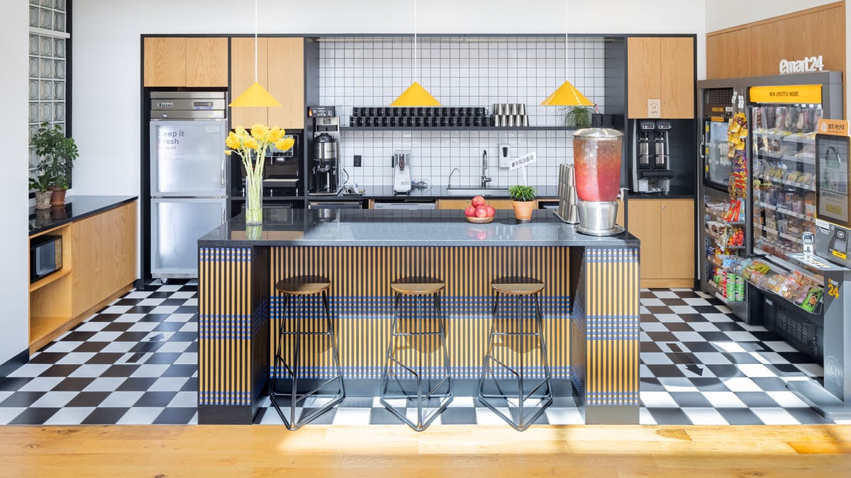 WeWork Hongdae image 5