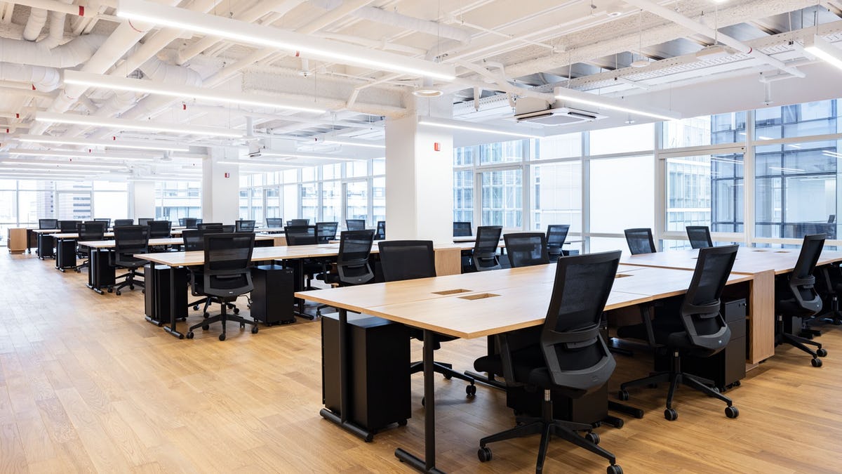 WeWork Sinnonhyeon image 3