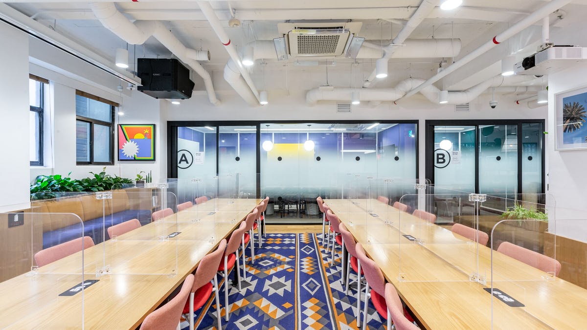 WeWork Sinsa image 2