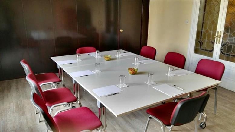 Aetna Centre de Negocis image 3