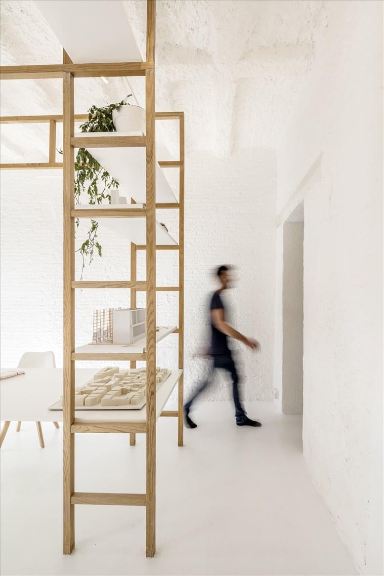 MULTIDISCIPLINARY OFFICE image 5