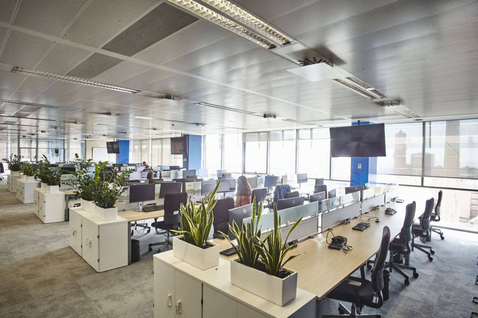 CINC BUSINESS CENTER image 2