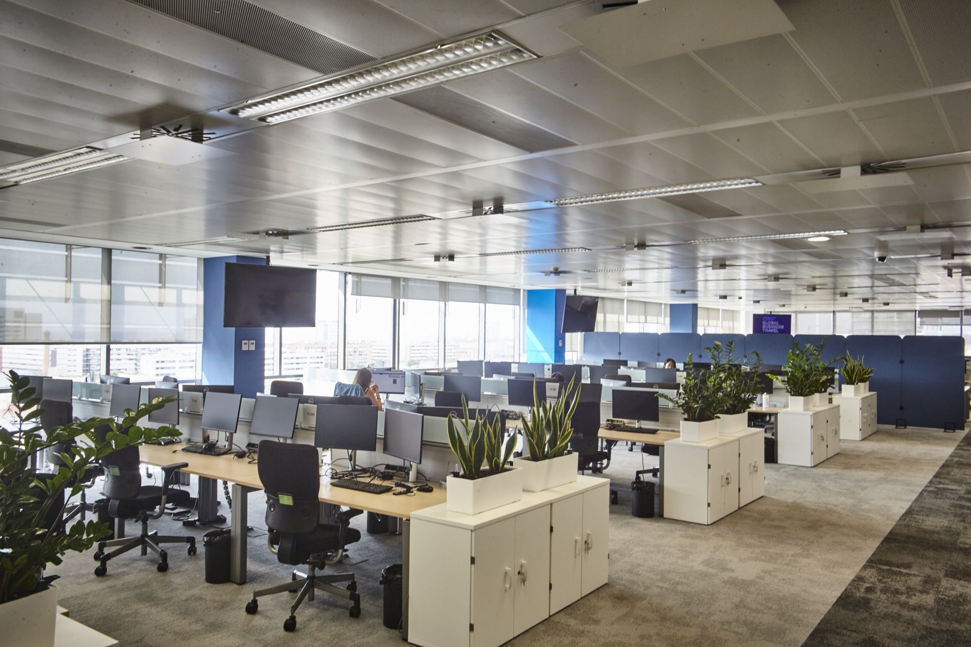 CINC BUSINESS CENTER image 4