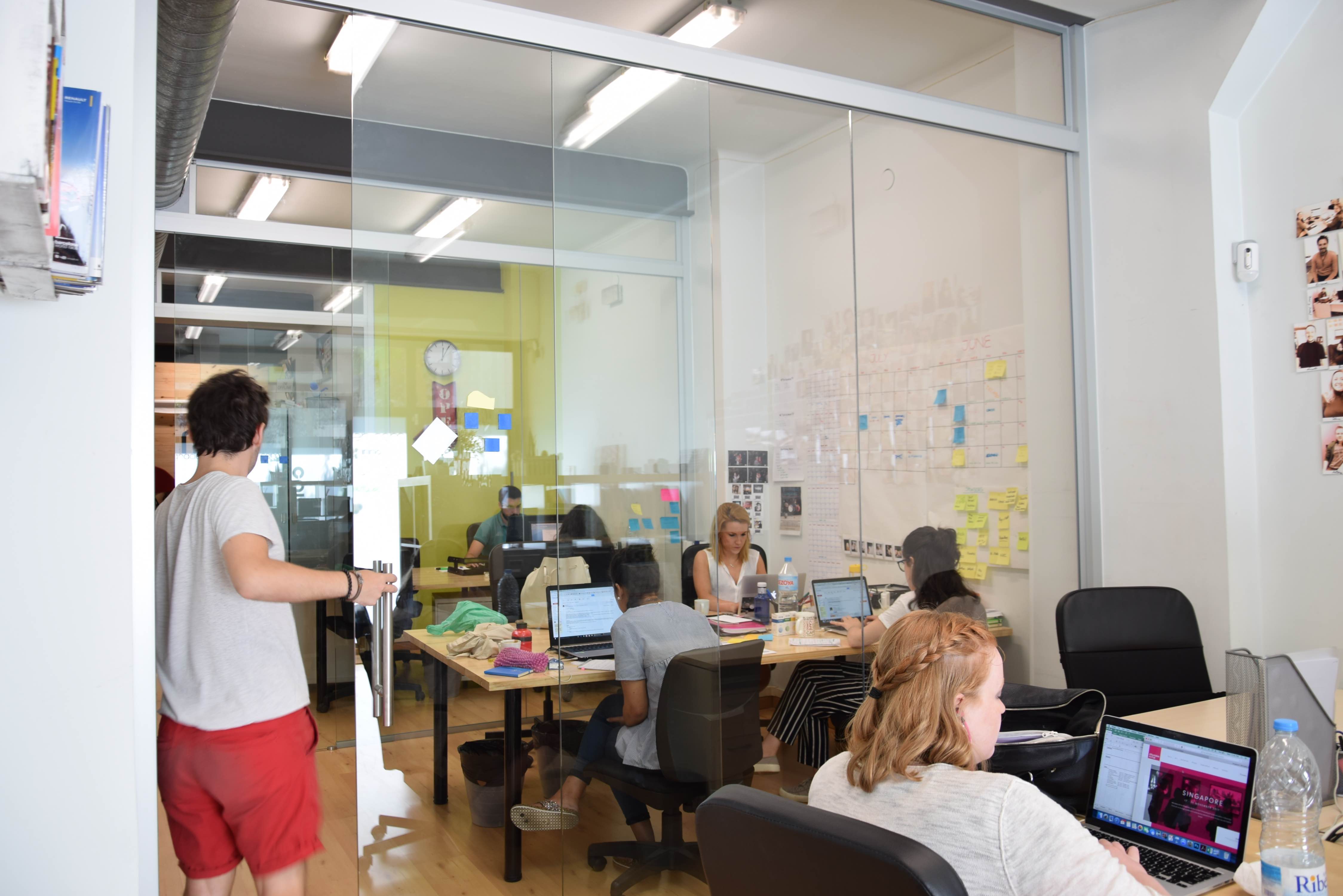 Gracia Work Centre image 5