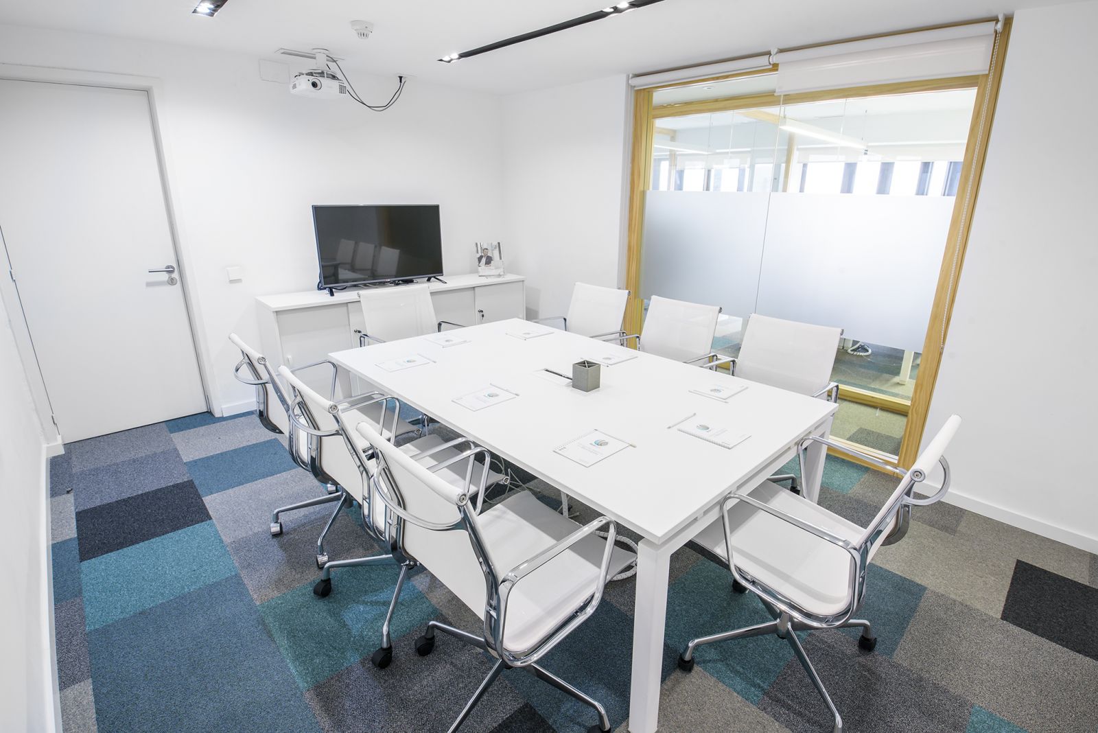 HUB&in Global Solutions image 5