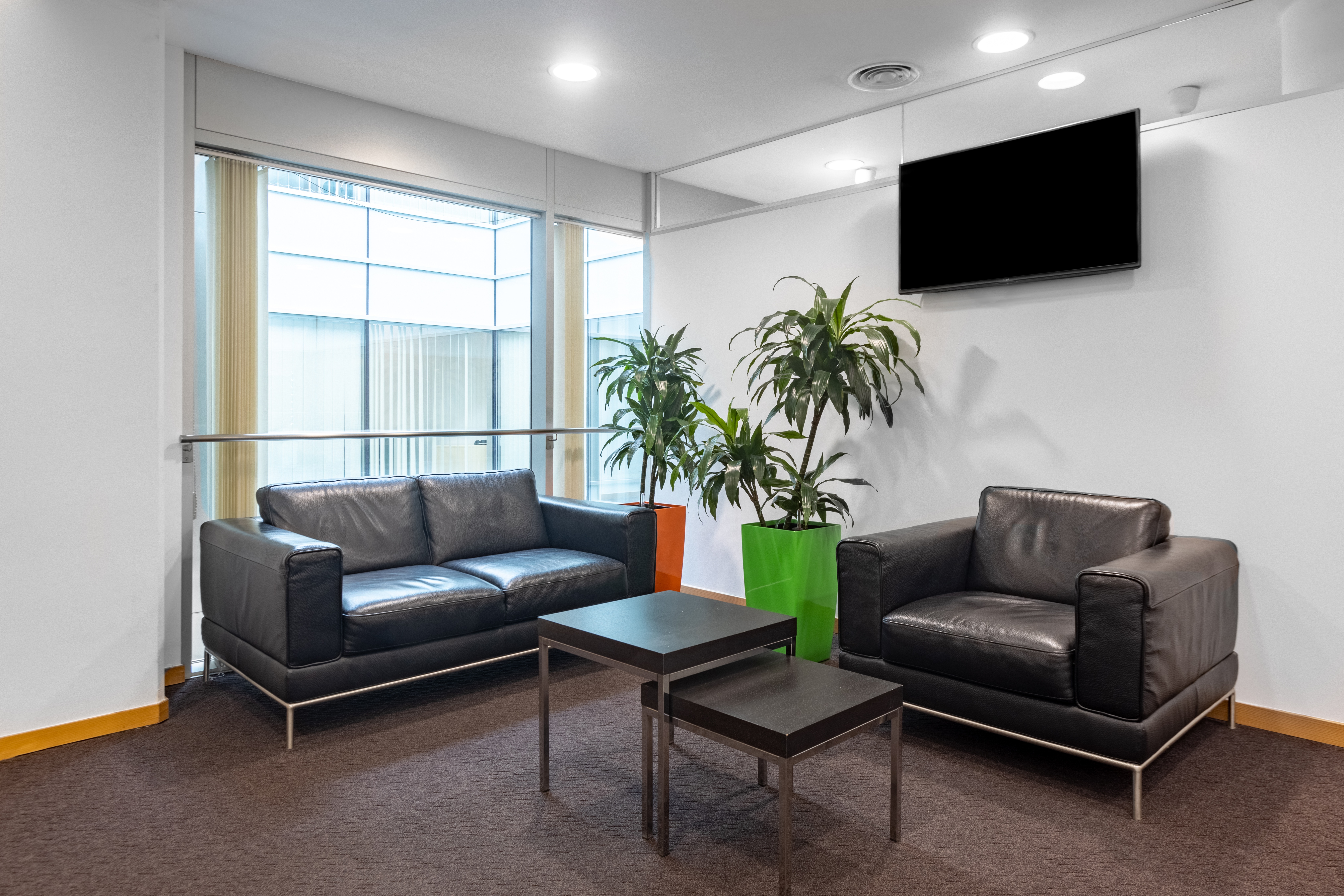 Coworking Space On Regus Barcelona Gran Via Barcelona Book Online Coworker