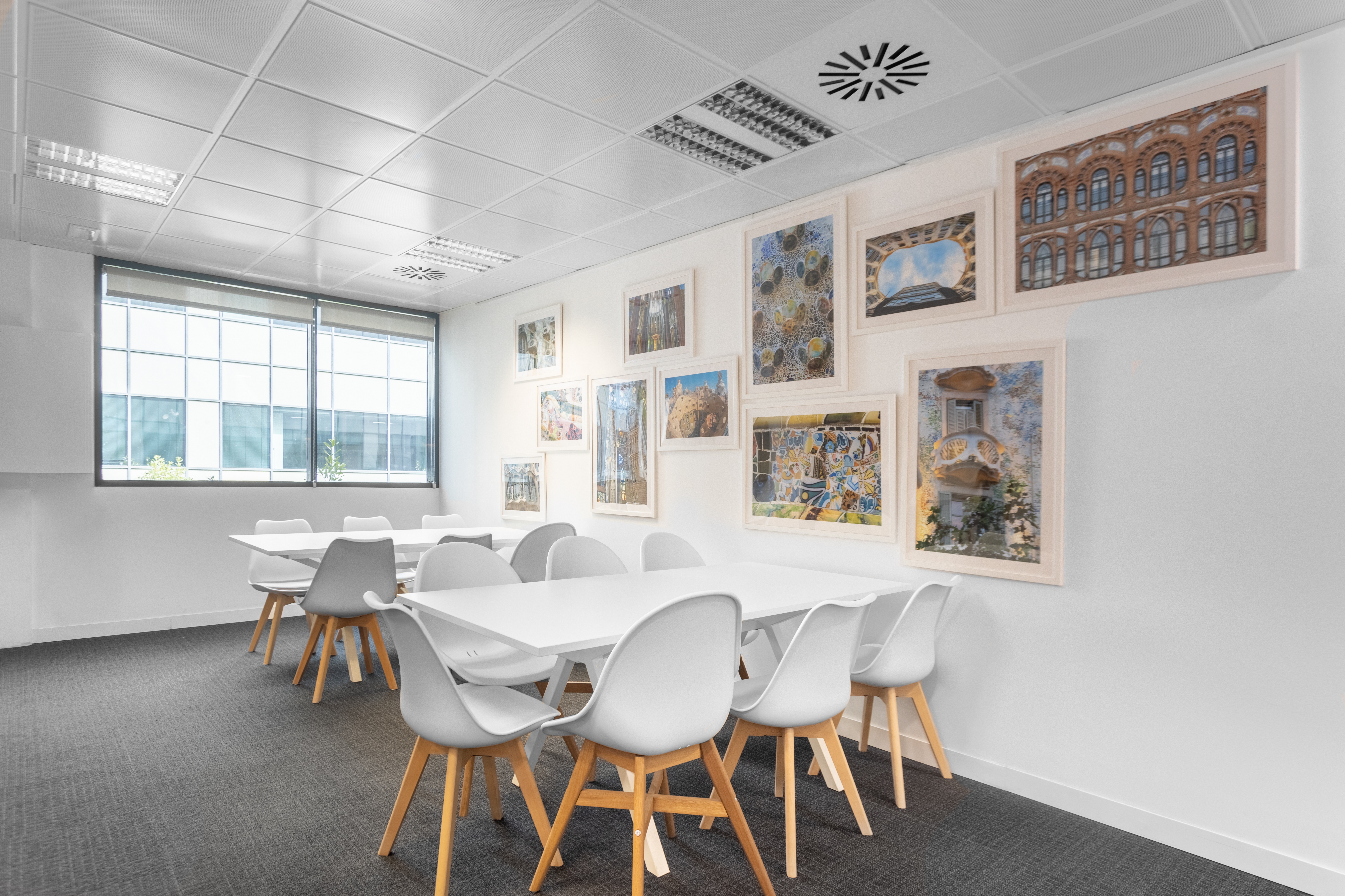 Regus - Barcelona, Plaza Catalunya image 3