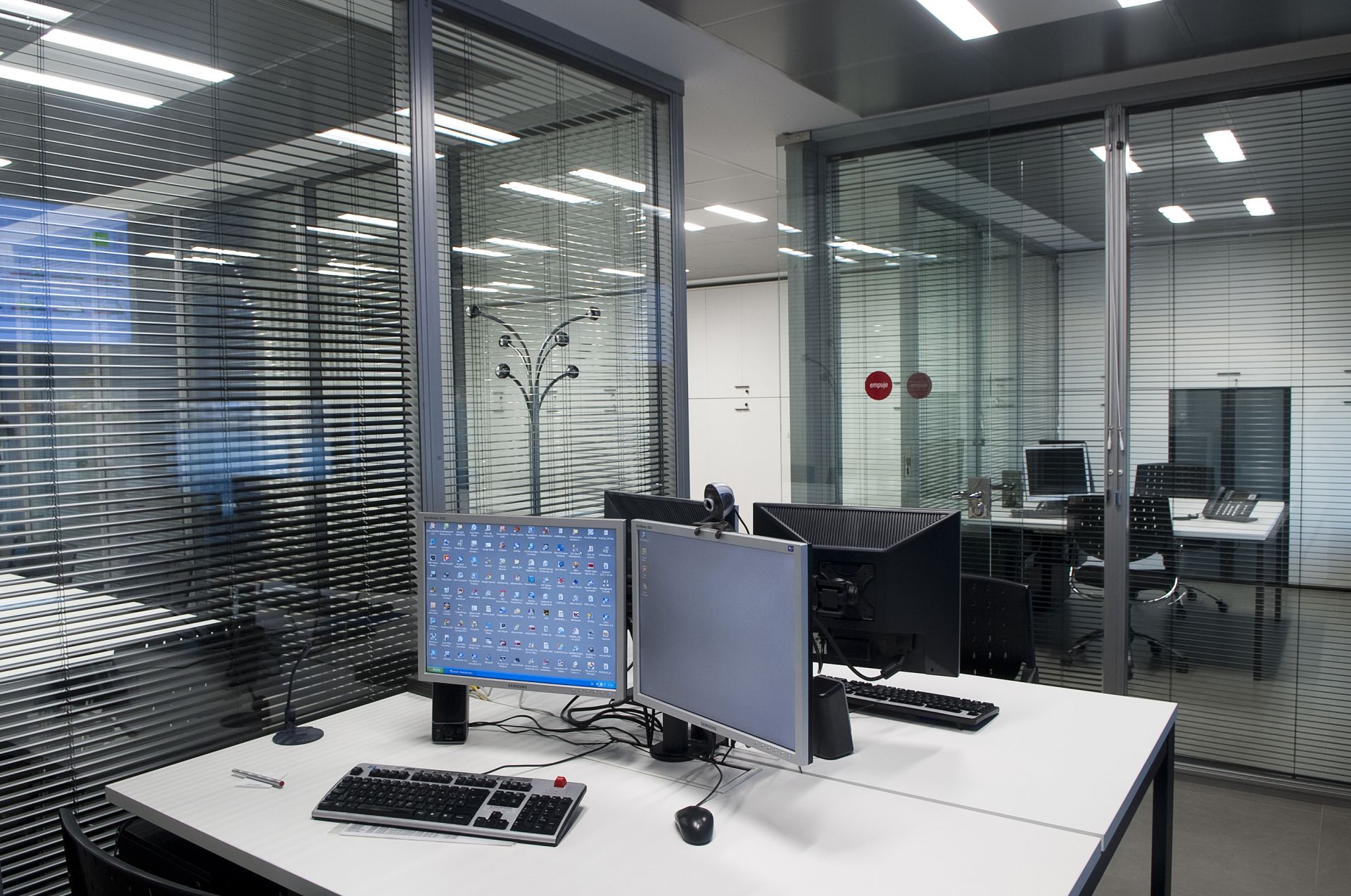 ONITI BUSINESS CENTER image 4