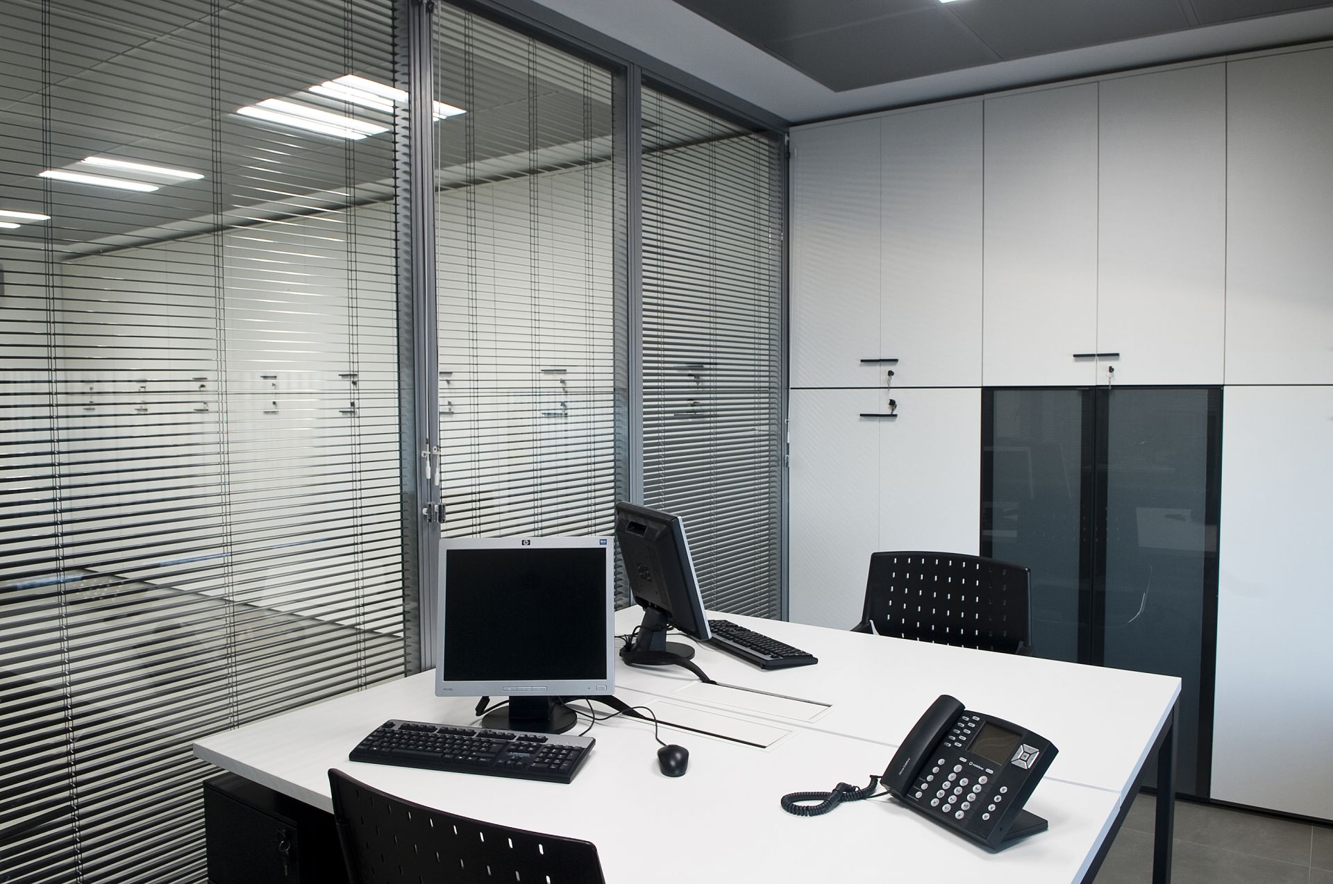 ONITI BUSINESS CENTER image 3