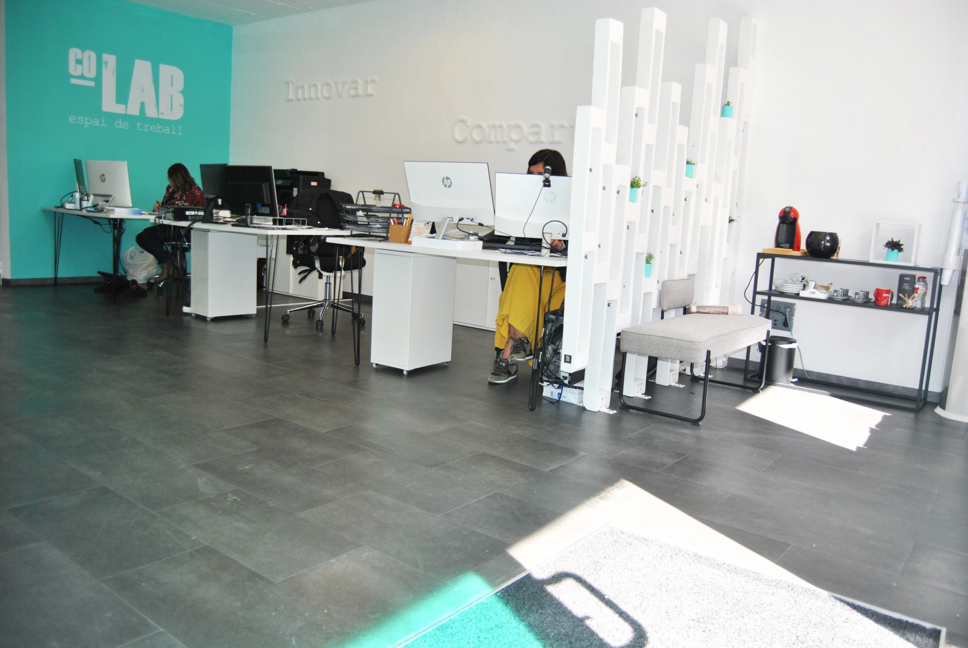 CO-LAB ESPAI DE TREBALL image 2