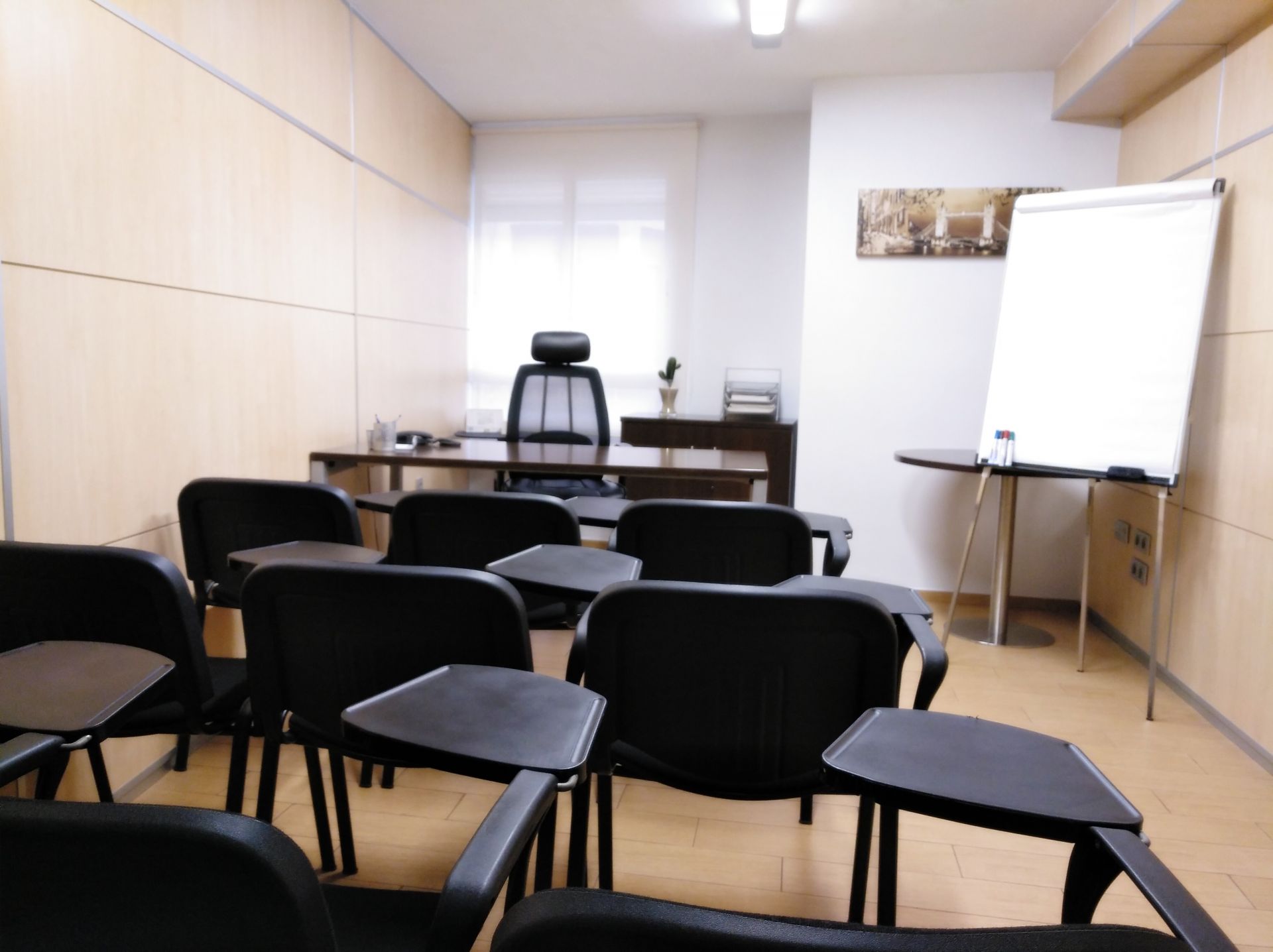 Ofiespai Centro de Negocios image 5