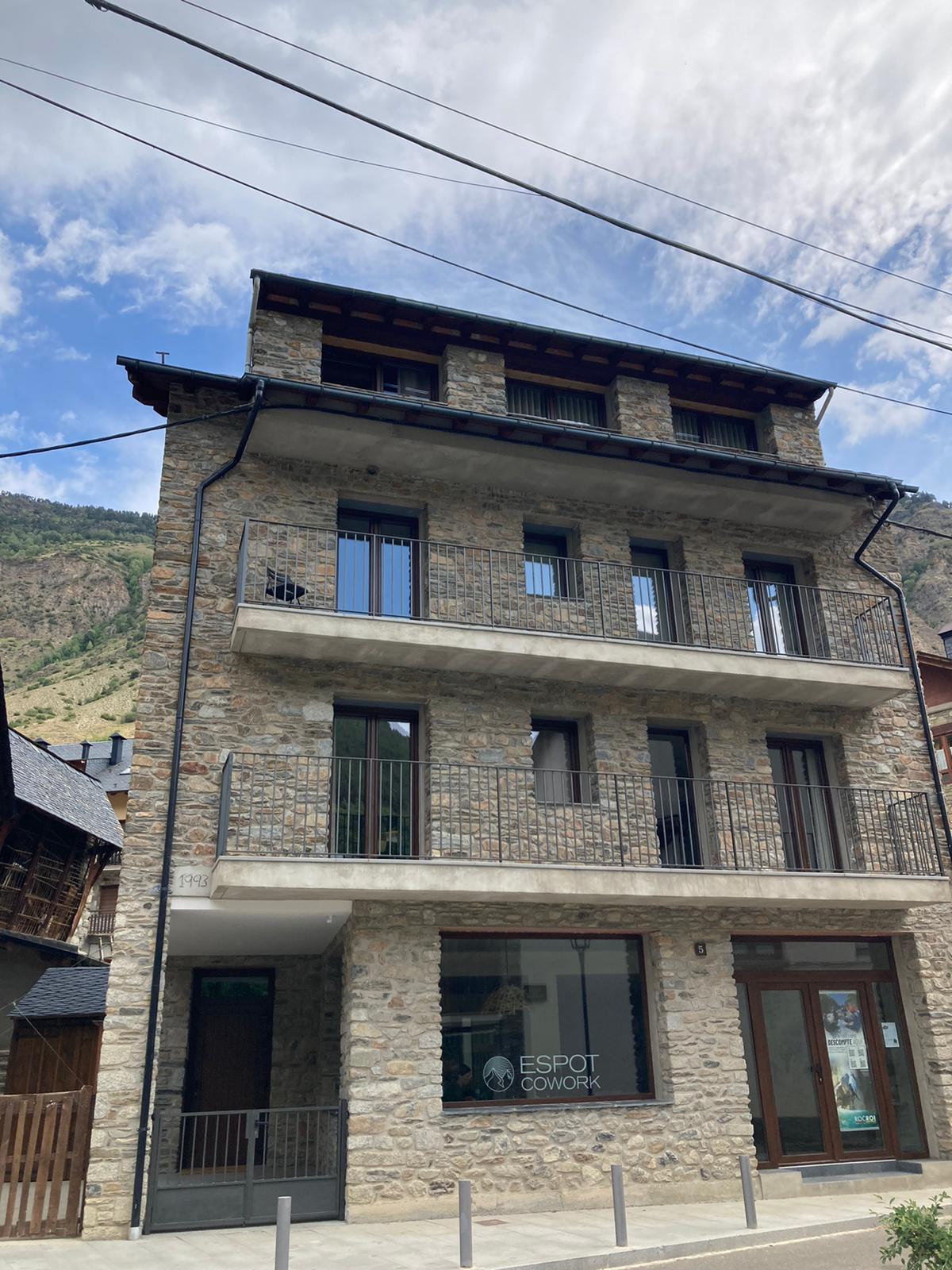 Espot Cowork & Apartments image 2