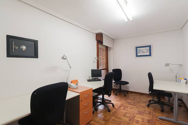 Espora Centro de Negocios image 4