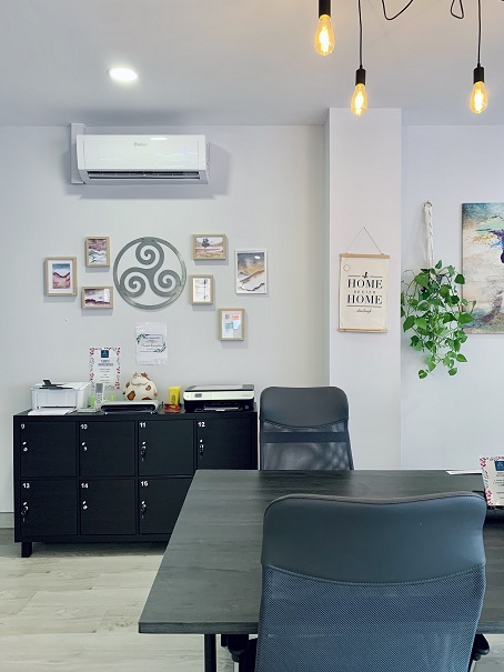 Coworking Space On Triskele Cafecoworking Granada Book Online Coworker