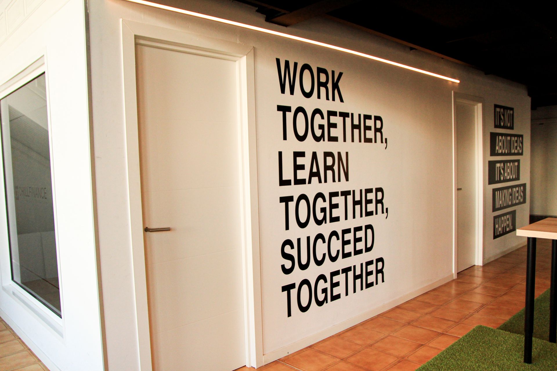 Chill Coworking image 4