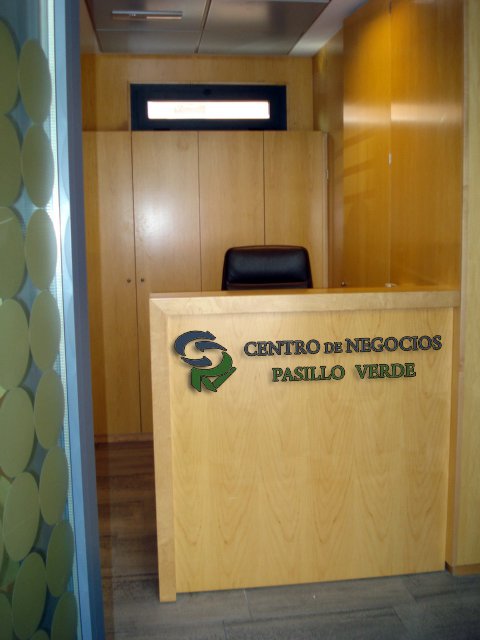 Centro Negocios Pasillo Verde image 4