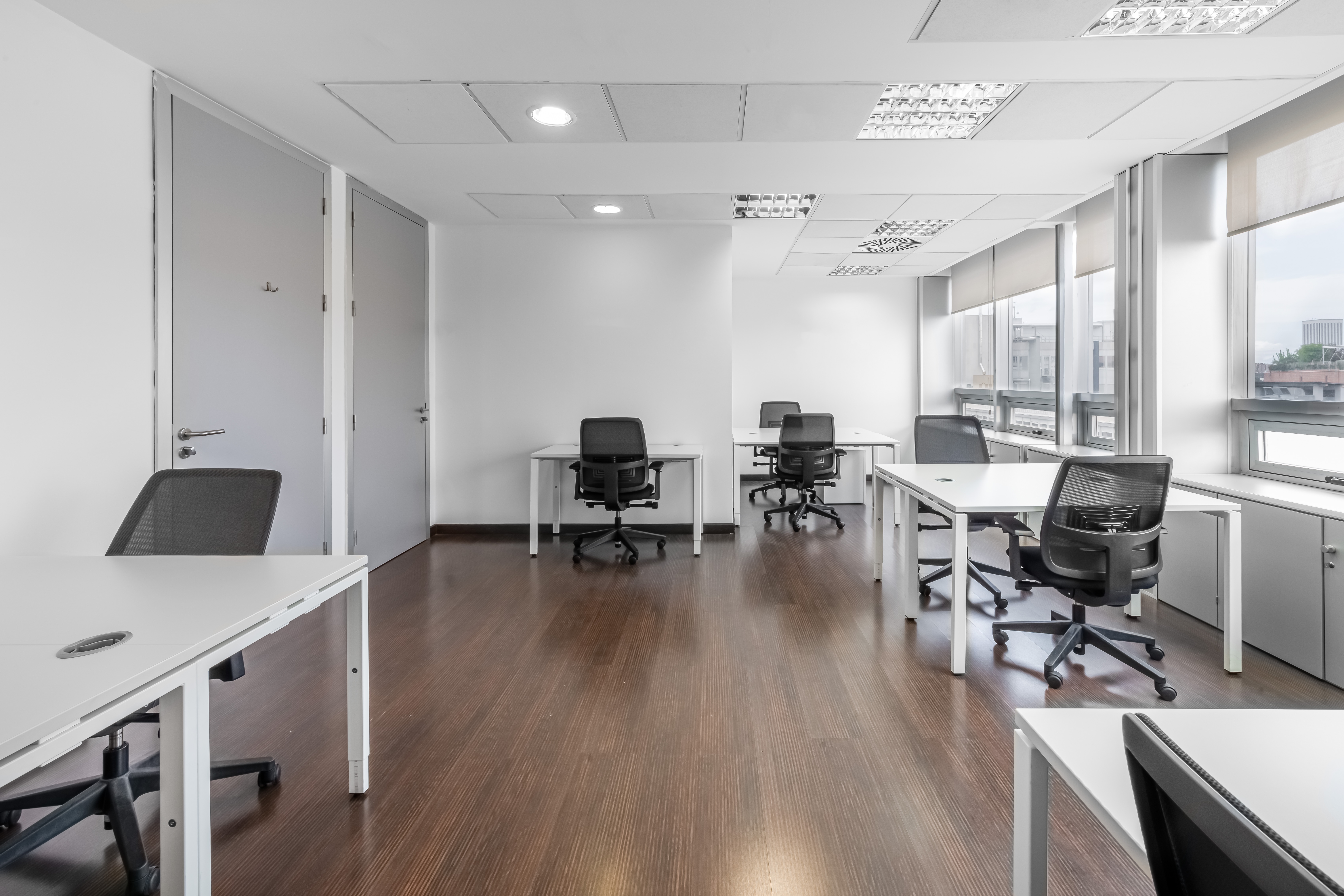 Regus - Madrid, Maria de Molina image 3