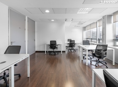 Regus - Madrid, Maria de Molina image 3