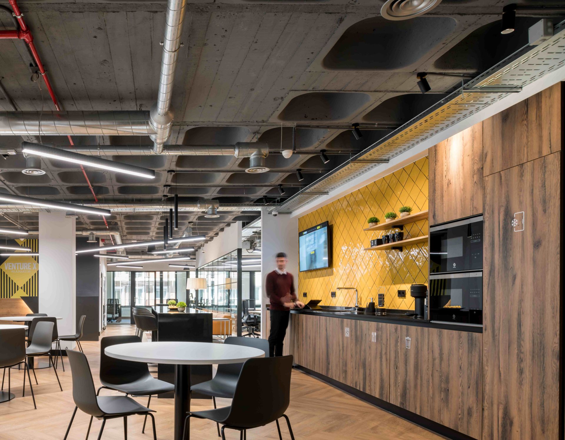 Venture X Madrid image 2