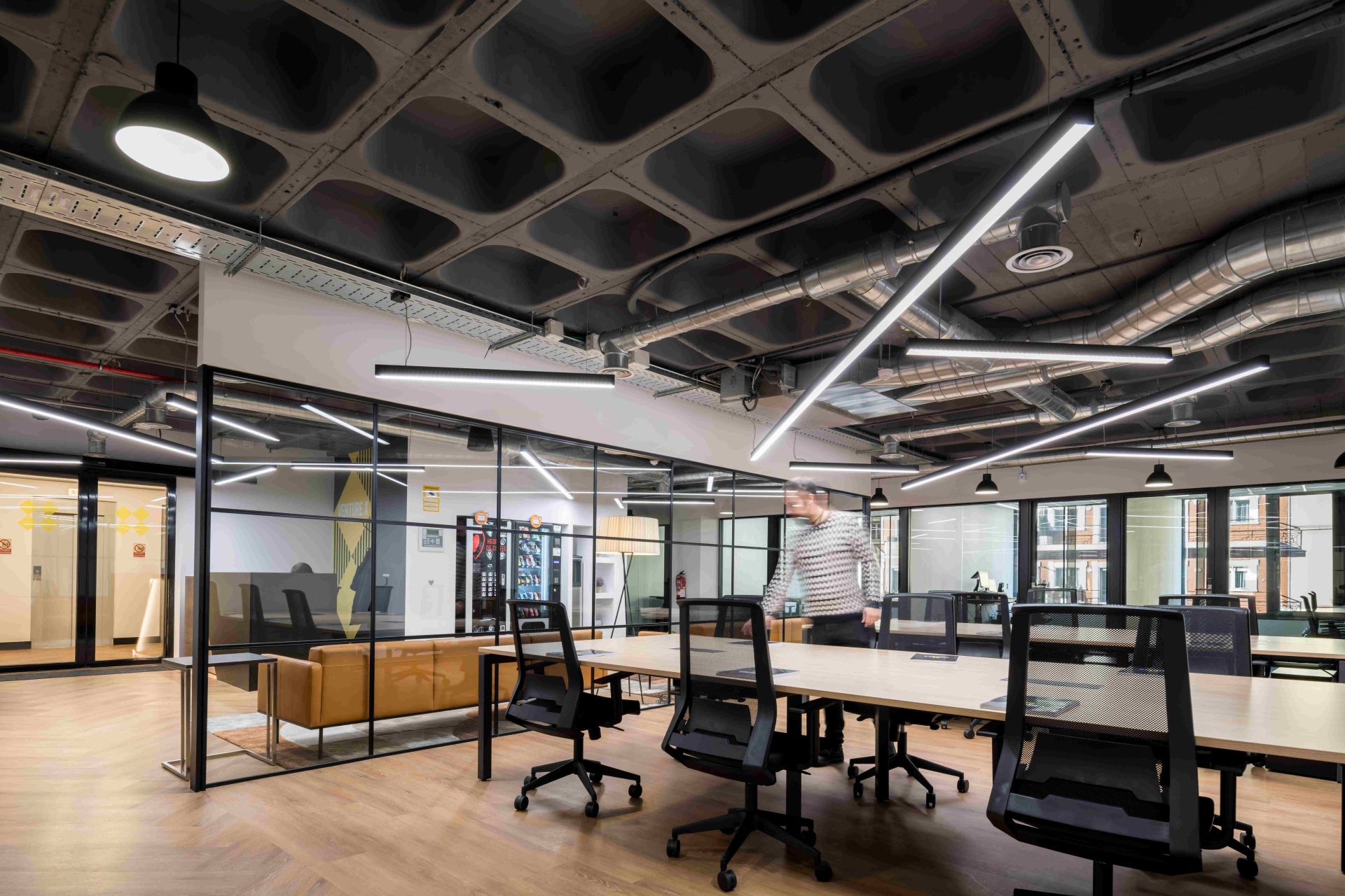 Venture X Madrid image 3