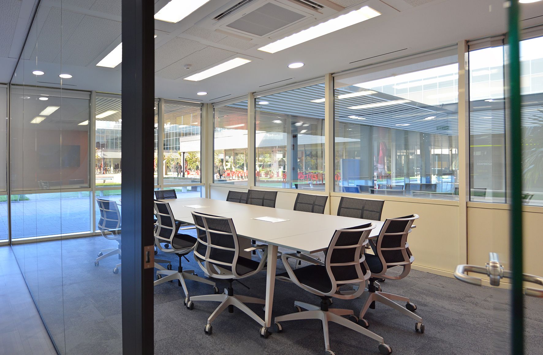 Color coworking area image 5