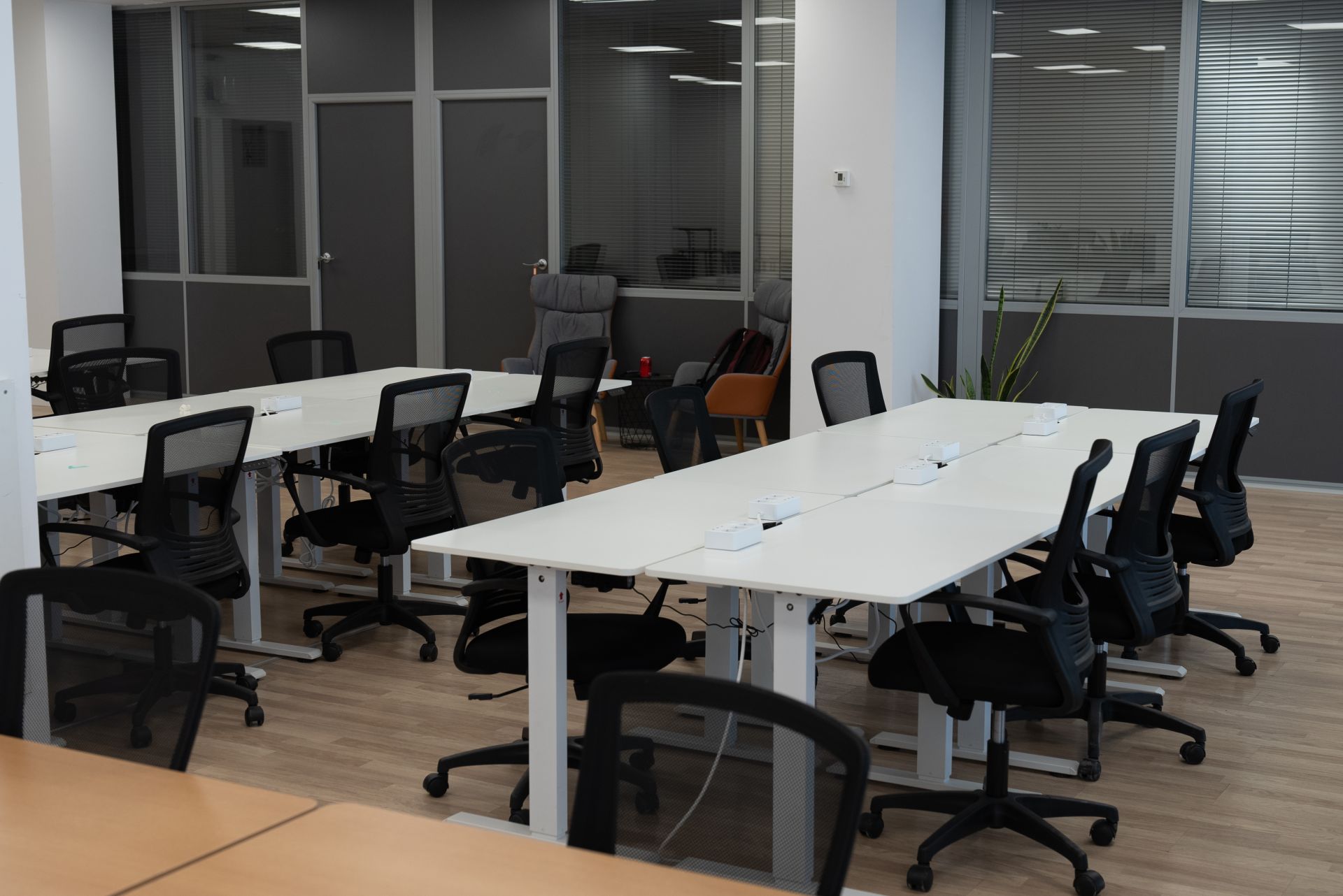 ExpresHub coworking image 4