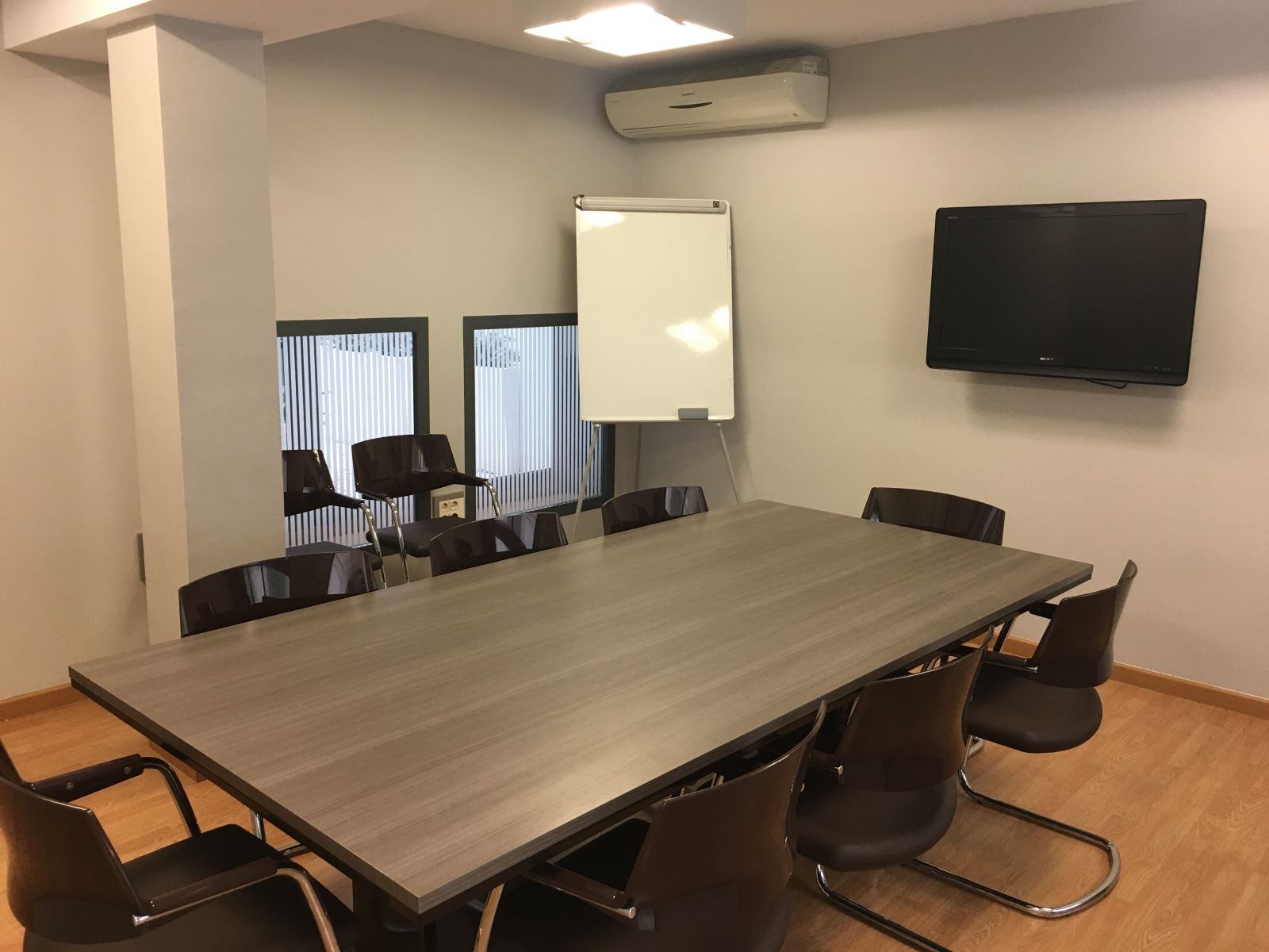 Libreros WorkSpace image 2