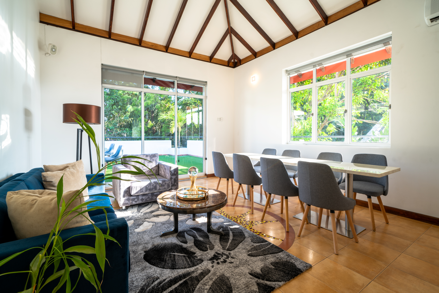 Elegance Workspaces image 4